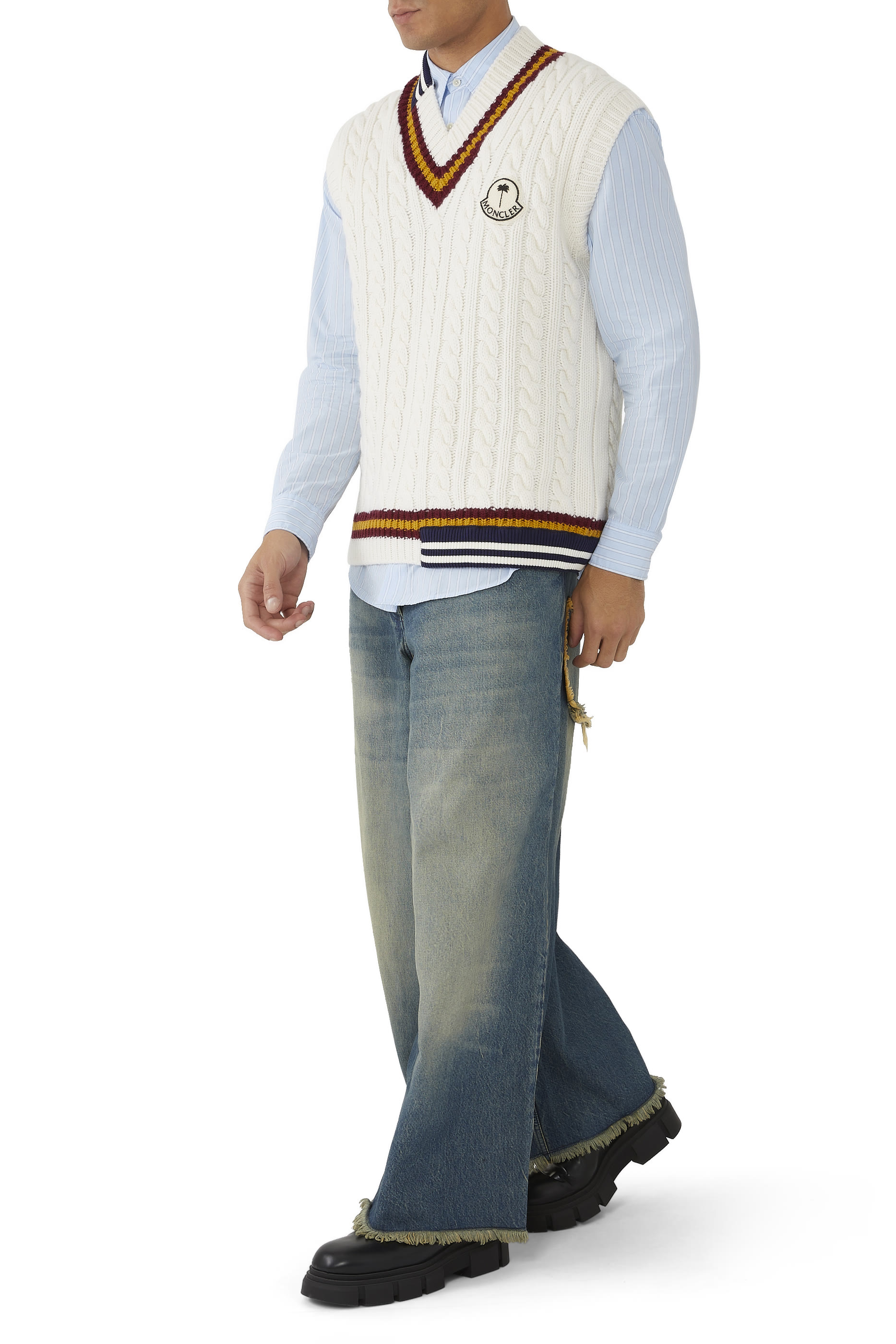 فيست منسوج بالم انجلز x مونكلر