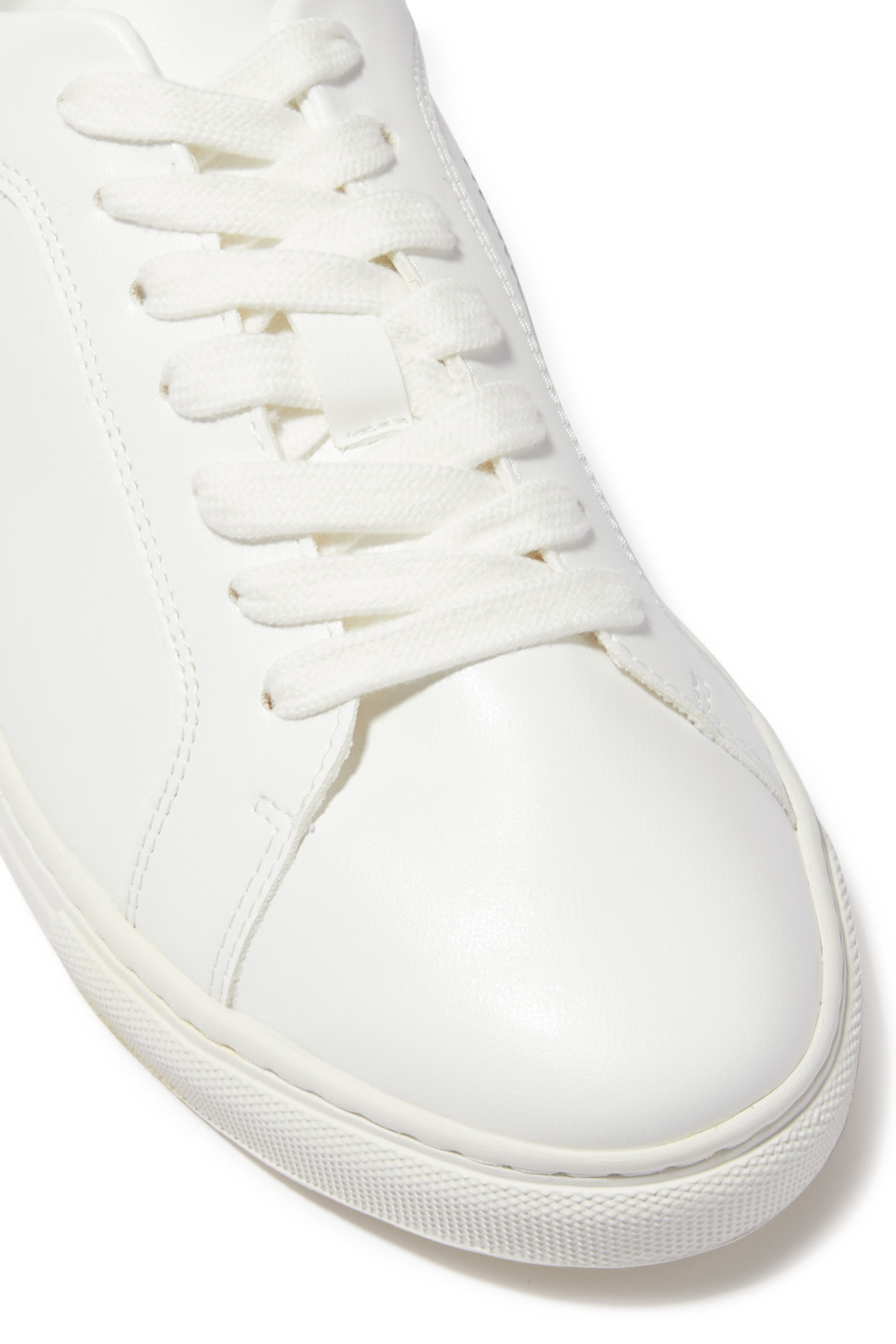 سنيكرز جلد جرايب