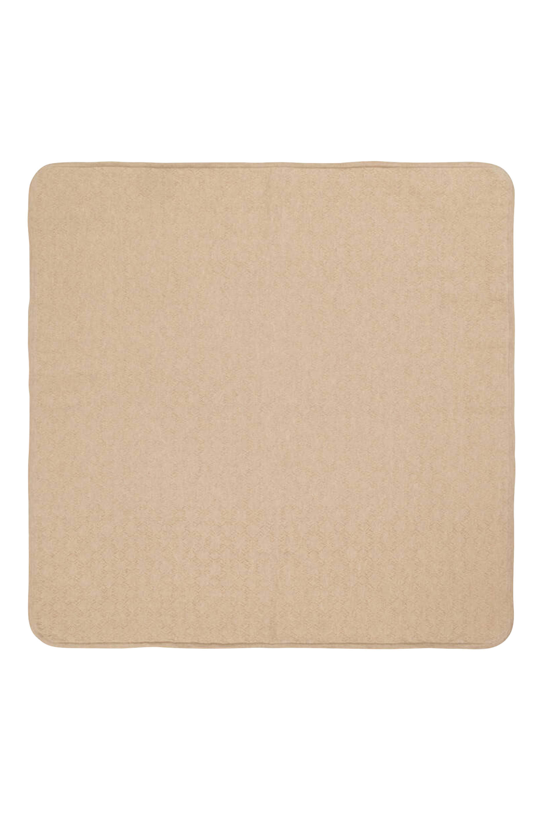 بطانية مزينة بشعار الماركة للأطفال