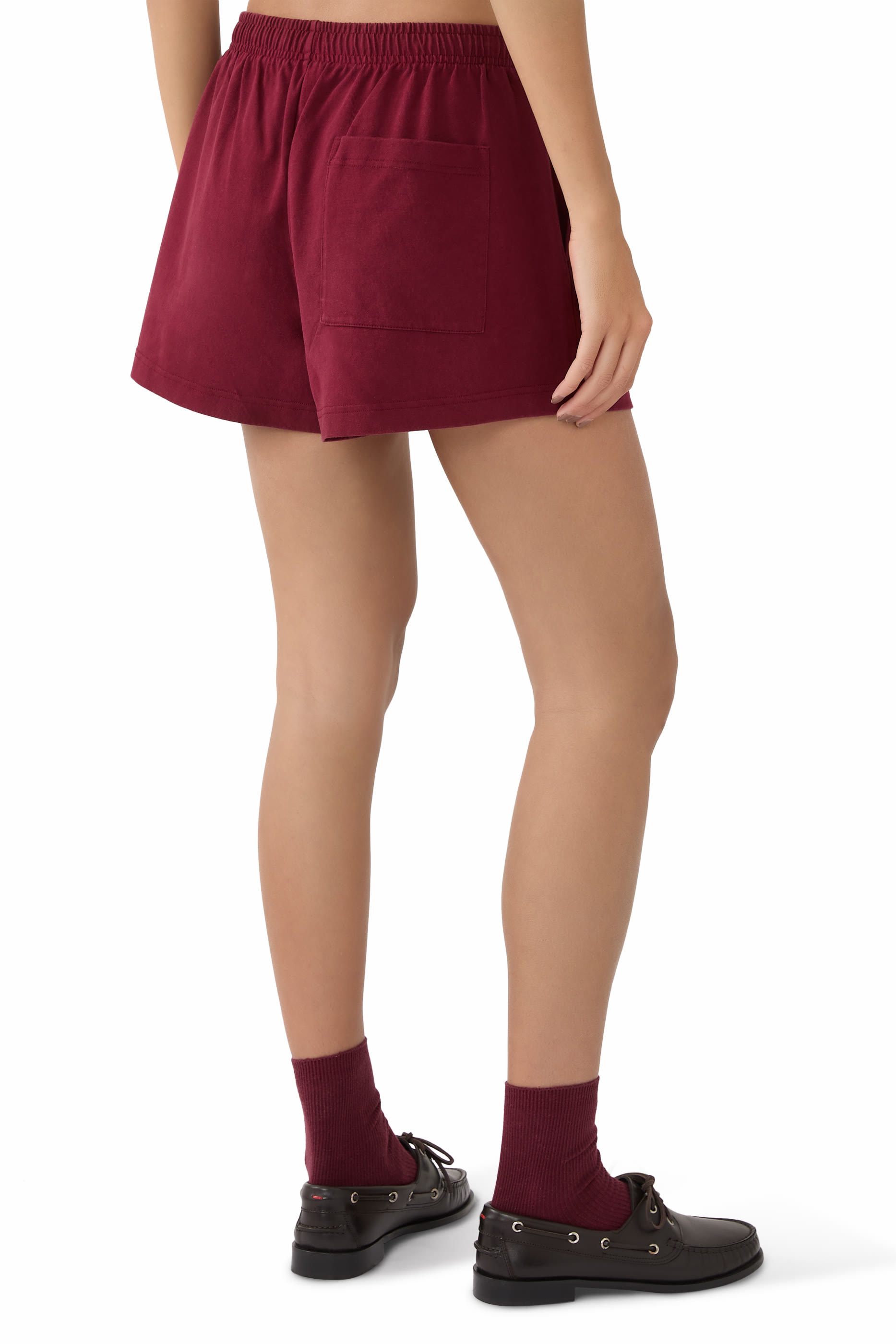 شورت ديسكو مطرز بشعار الماركة