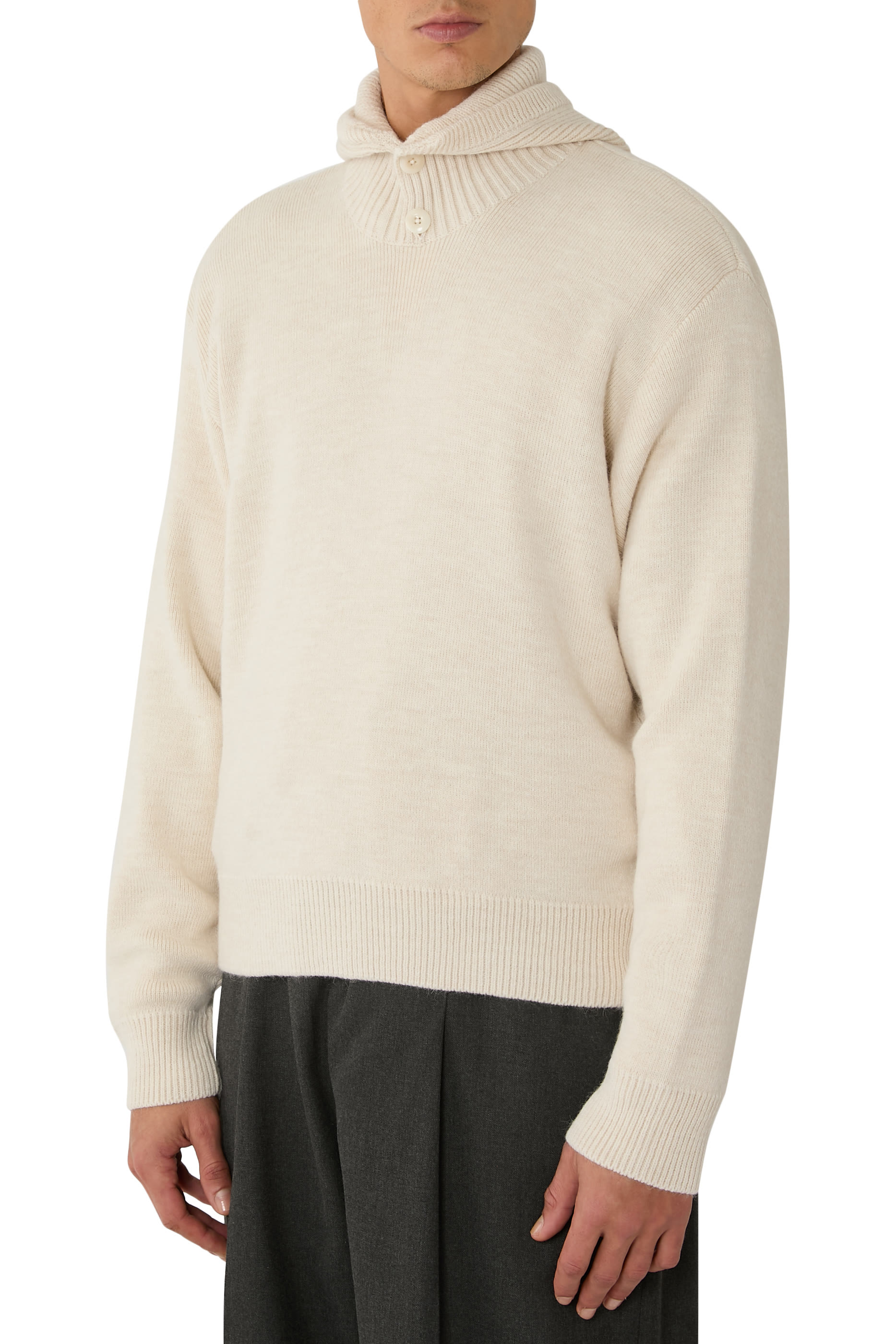 كنزة بغطاء للرأس