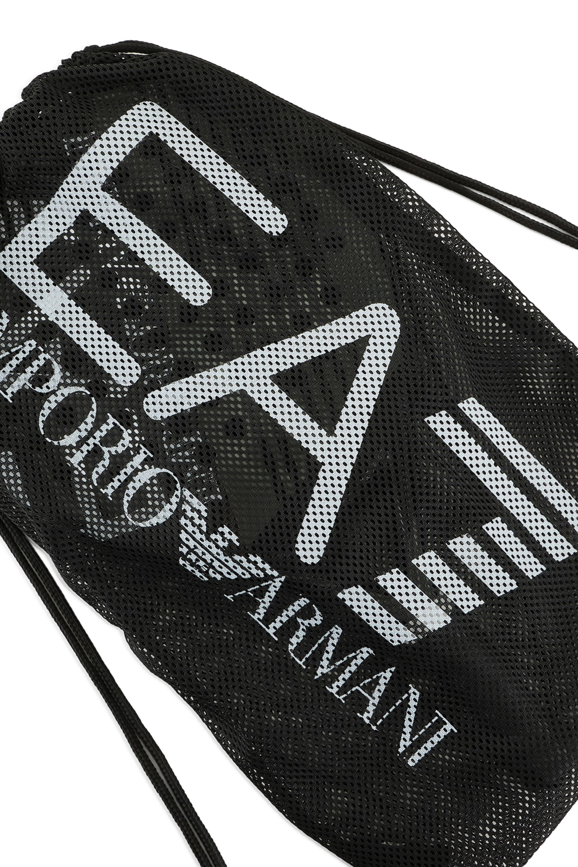 مضرب تنس باديل بشعار الماركة