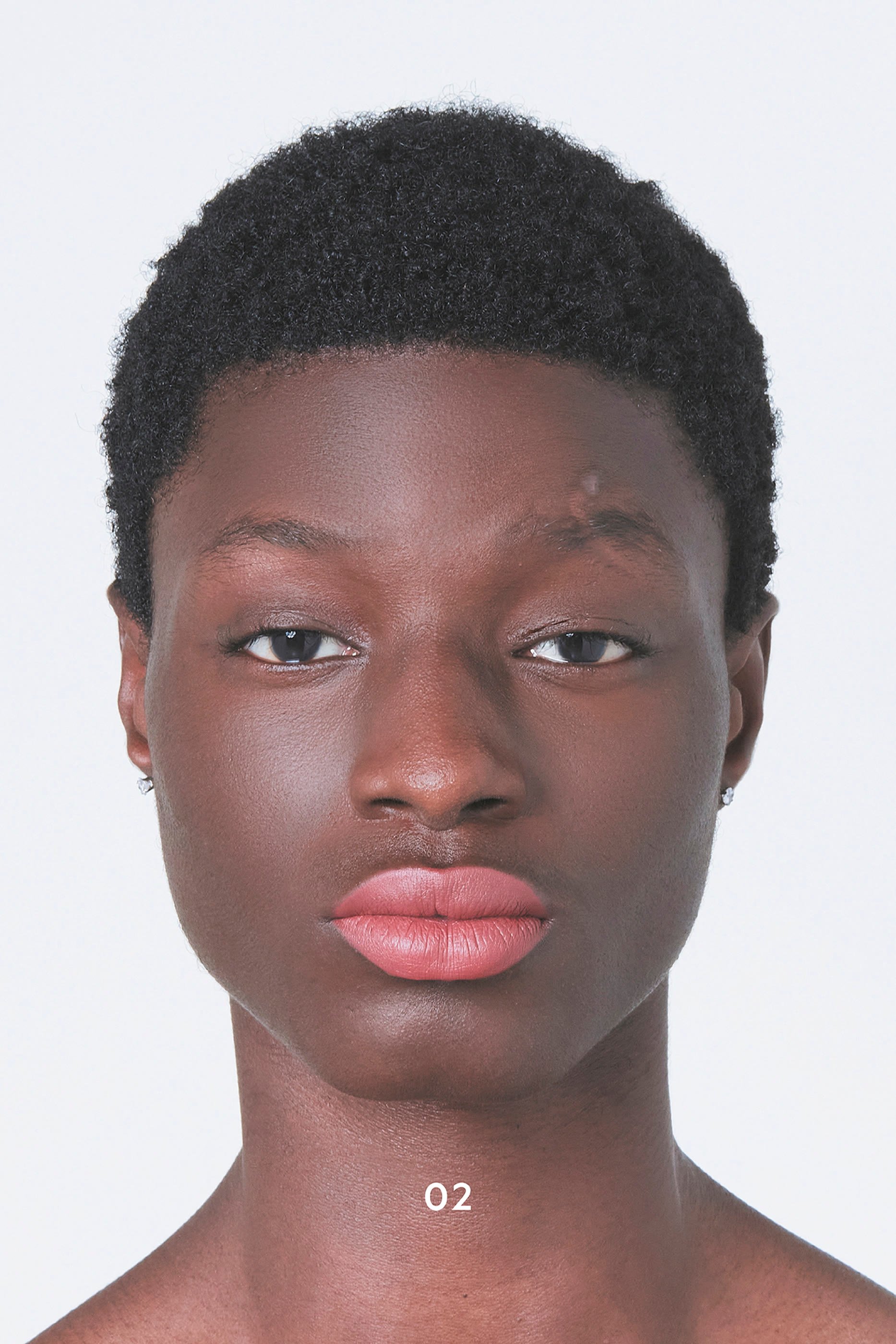 قلم تحديد الشفاه كونتور دي ليفر درجة 02 تيندر