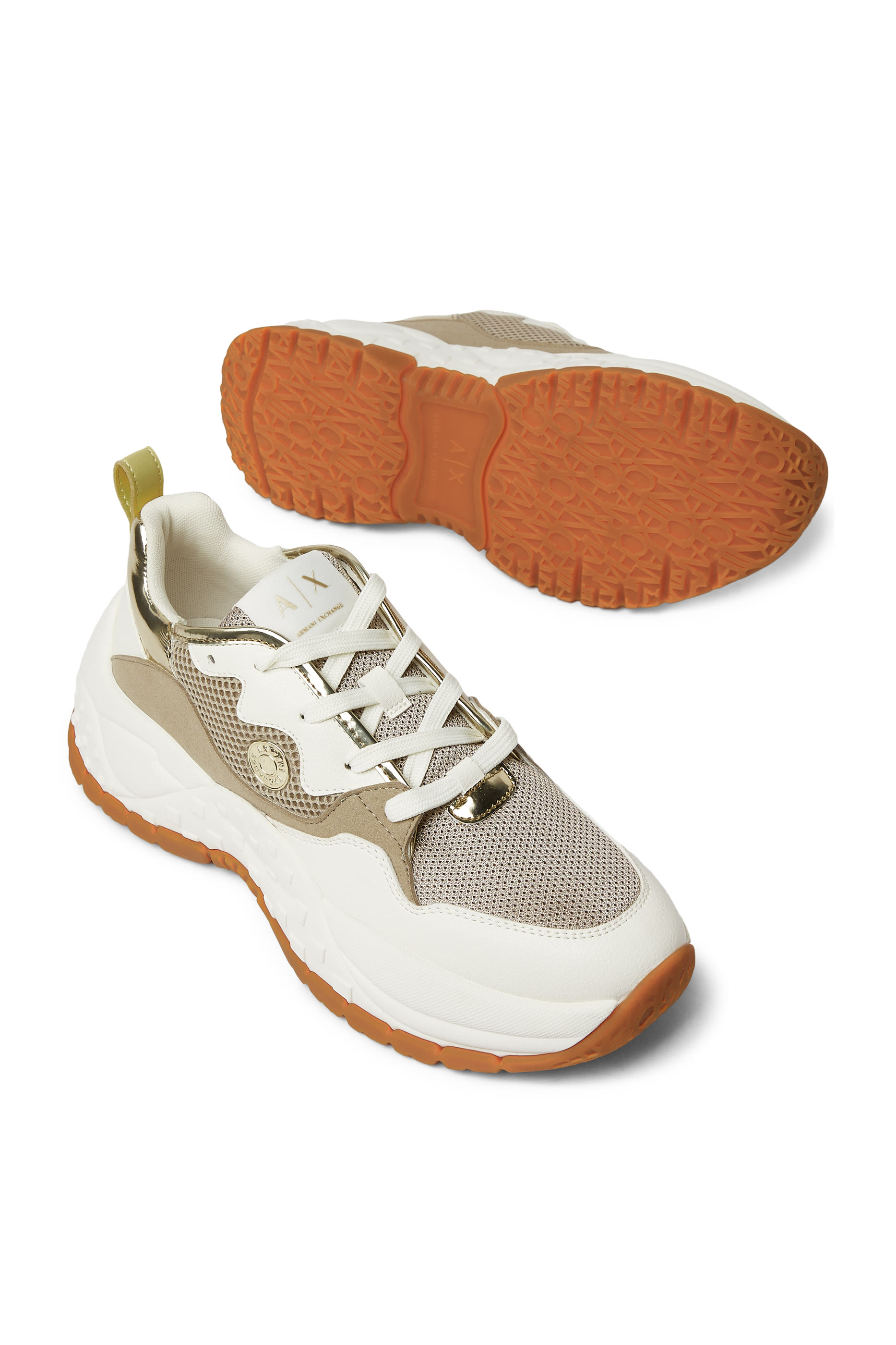 سنيكرز فيدر