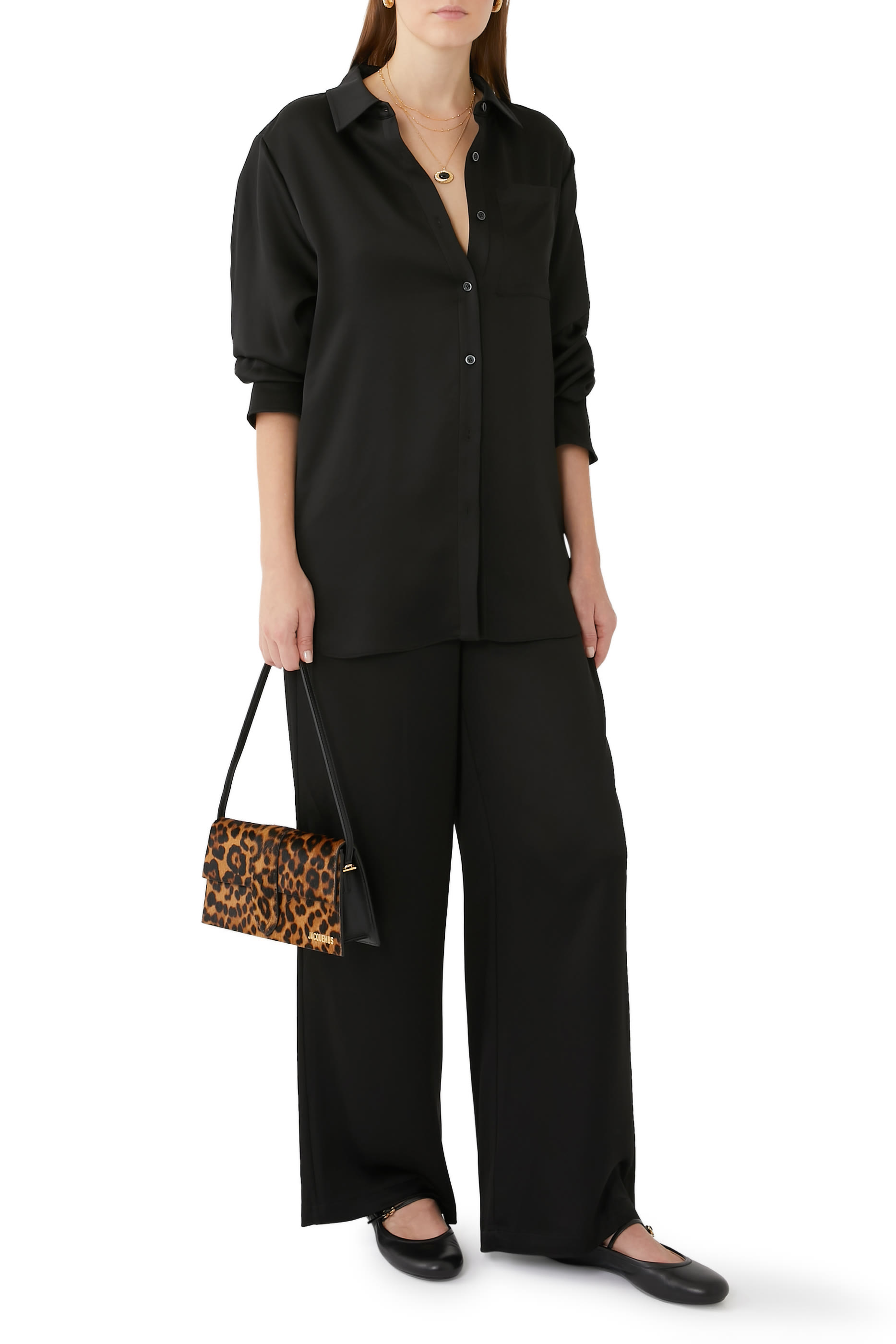 قميص بيجامة بقصة واسعة