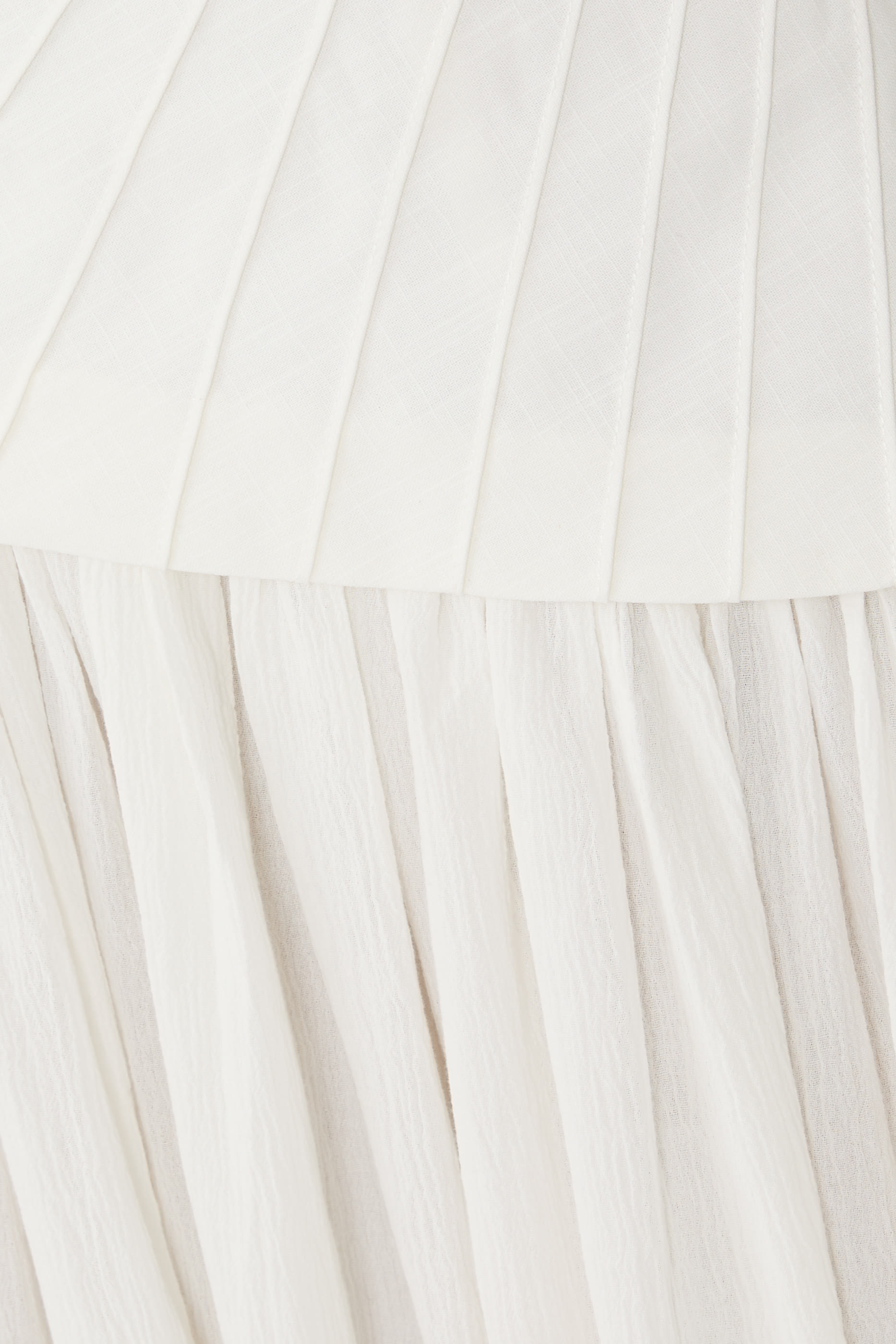 فستان بليث طويل بلا حمالات