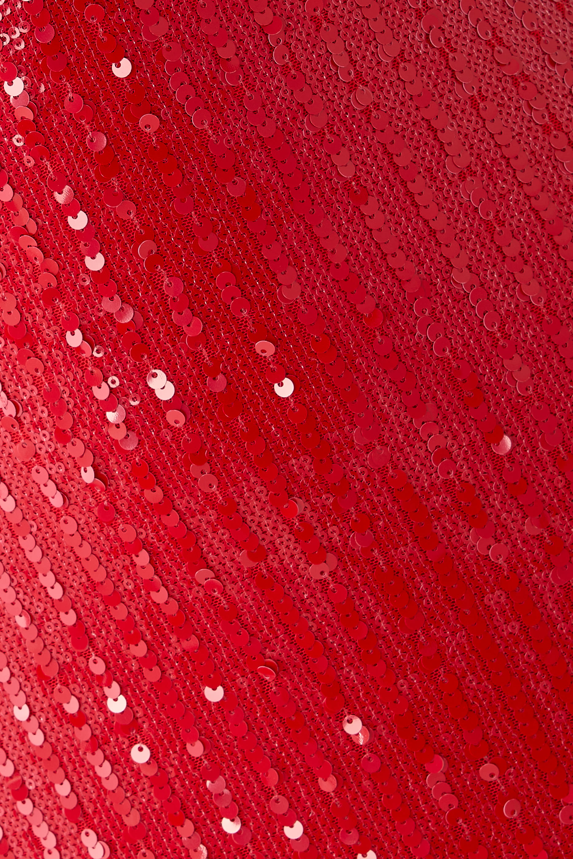 فستان متوسط الطول بياقة V وترتر