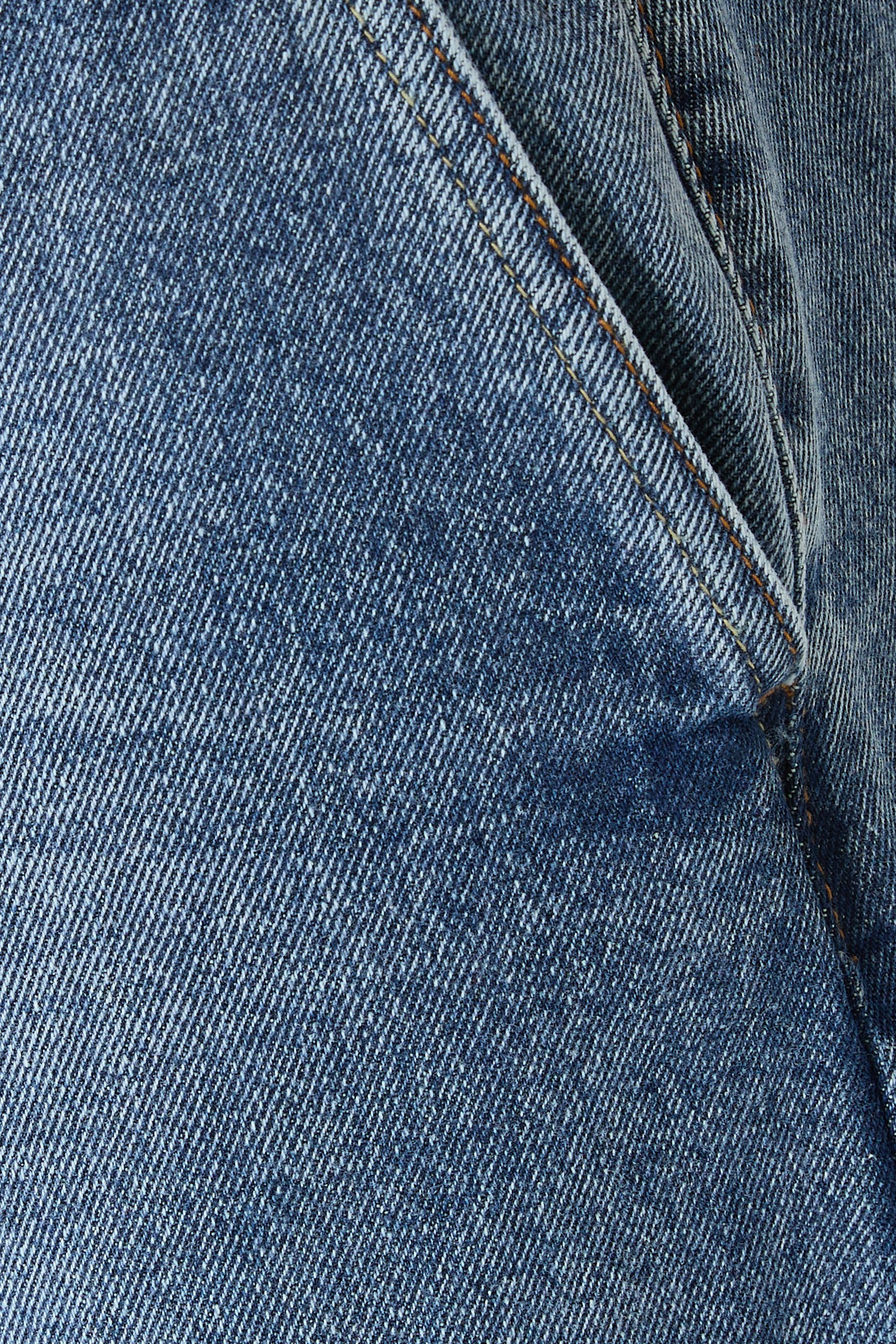 بنطال بقصة ساق واسعة دنيم