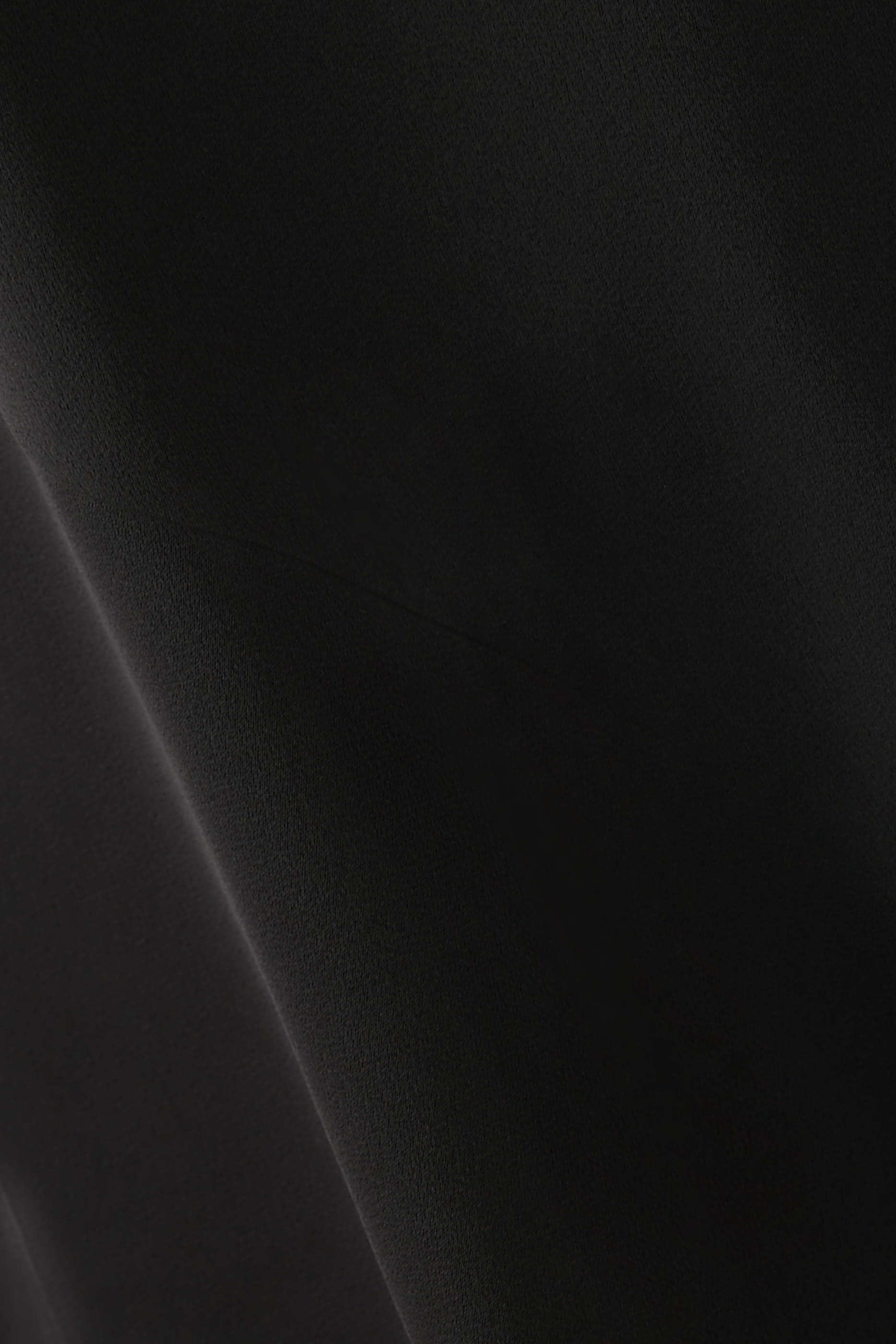 بلوزة قماش ستان غير لامع