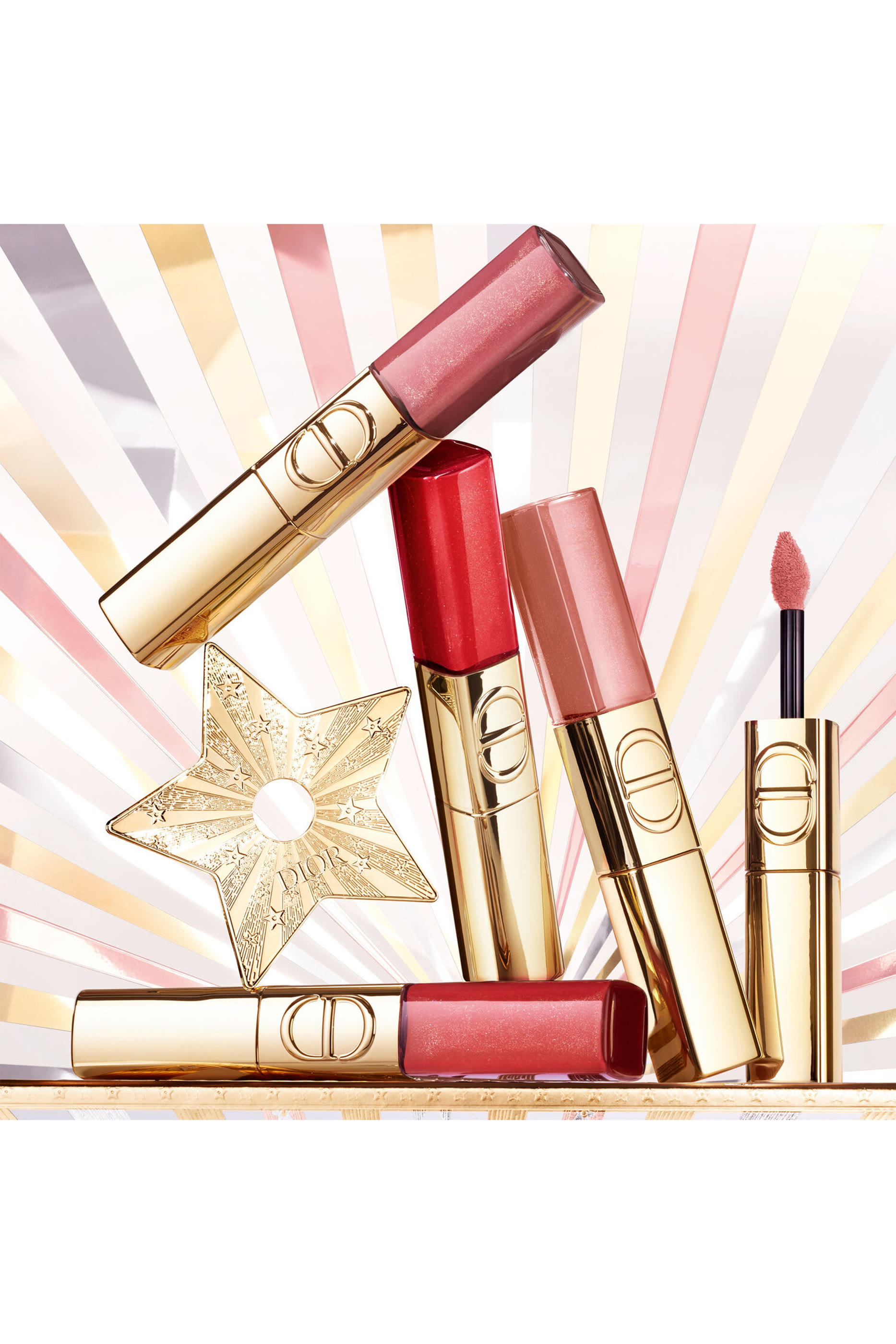 أحمر شفاه سائل روج ديور فوريفر لامع بطرف ملمع