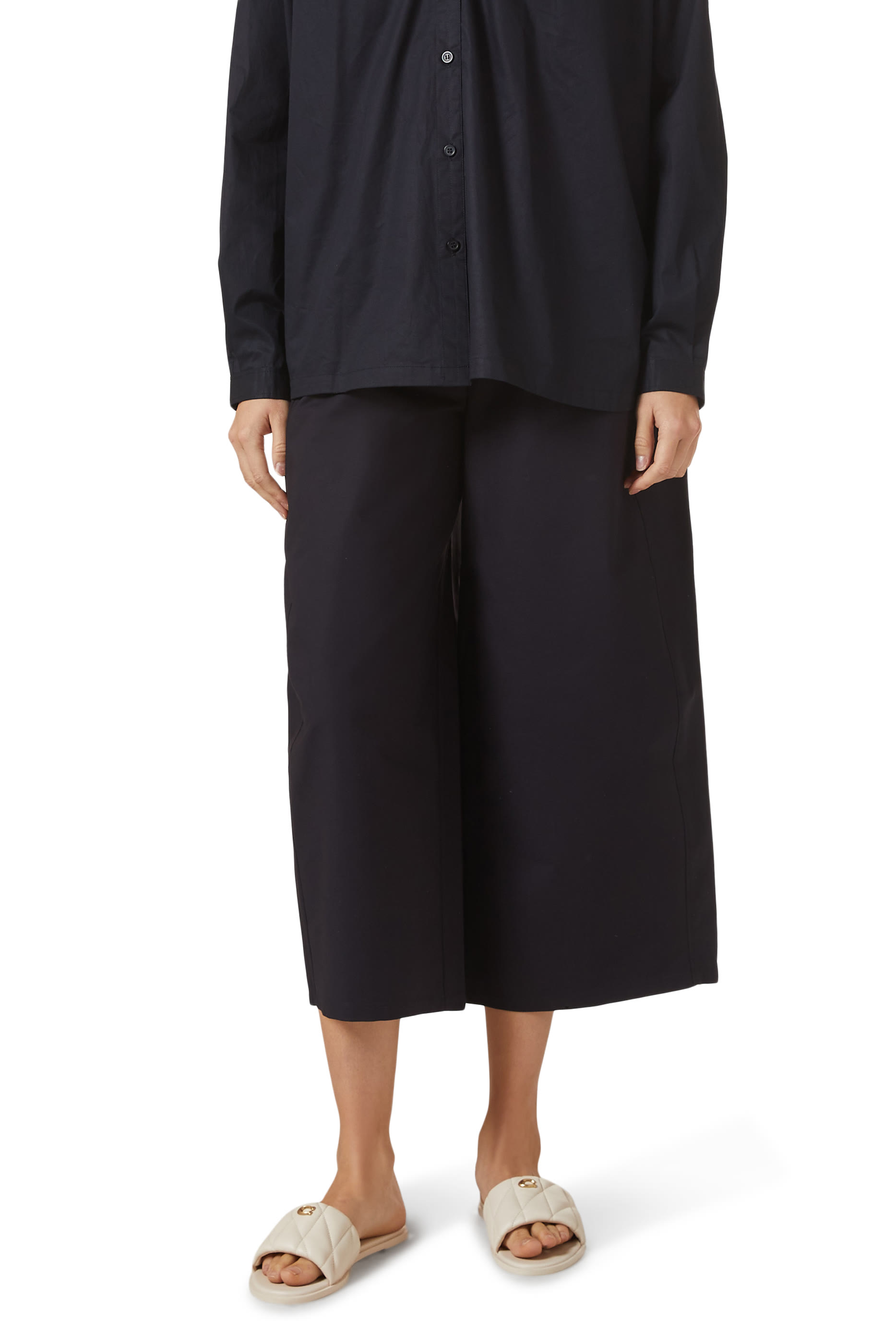 صندل هولي بتفاصيل مبطنة