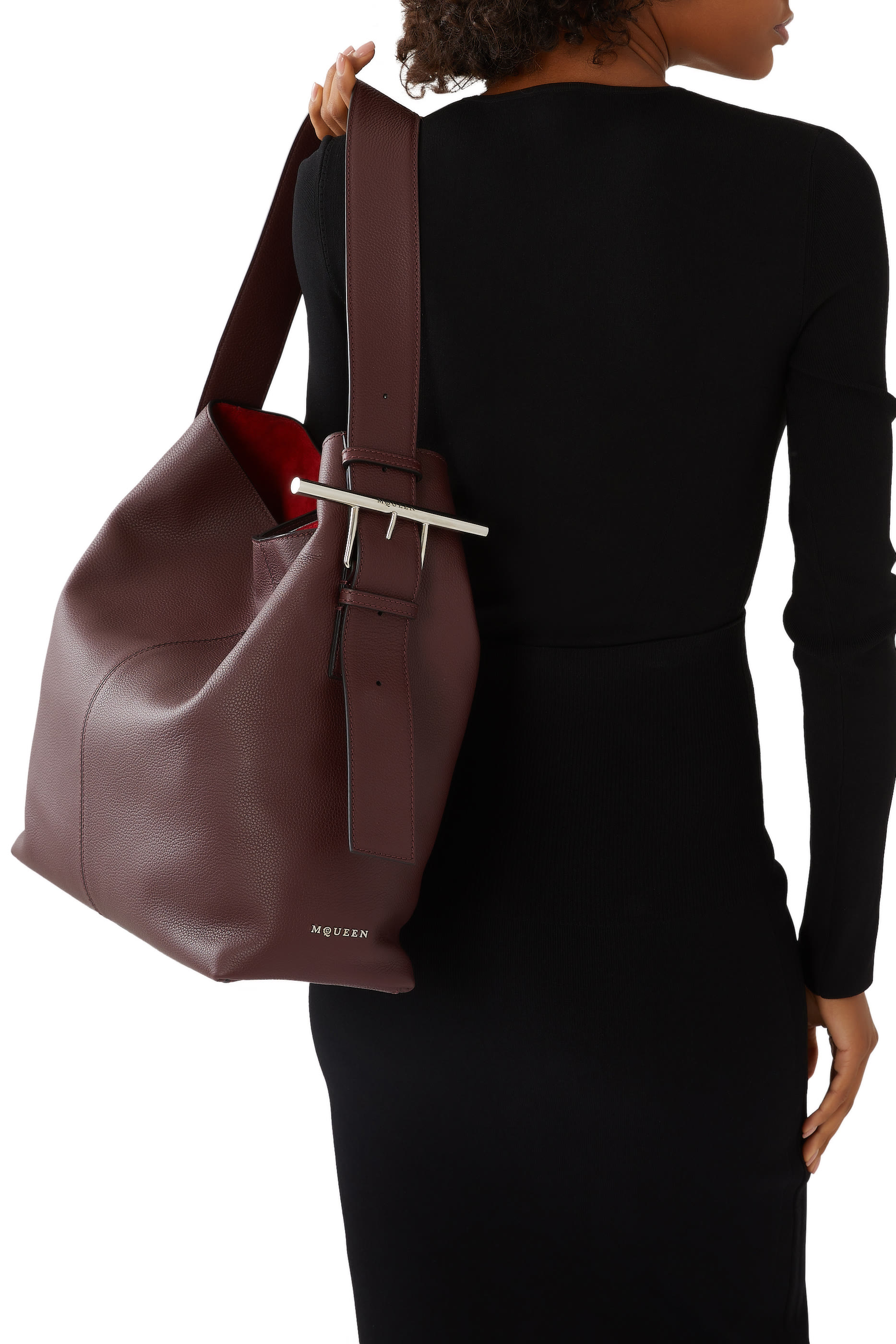 حقيبة كتف سيلينج بتفاصيل على شكل حرف T