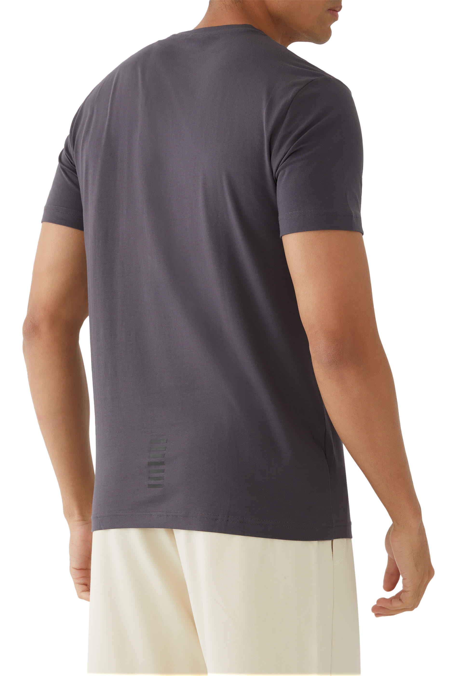 تيشيرت قطن بشعار الماركة