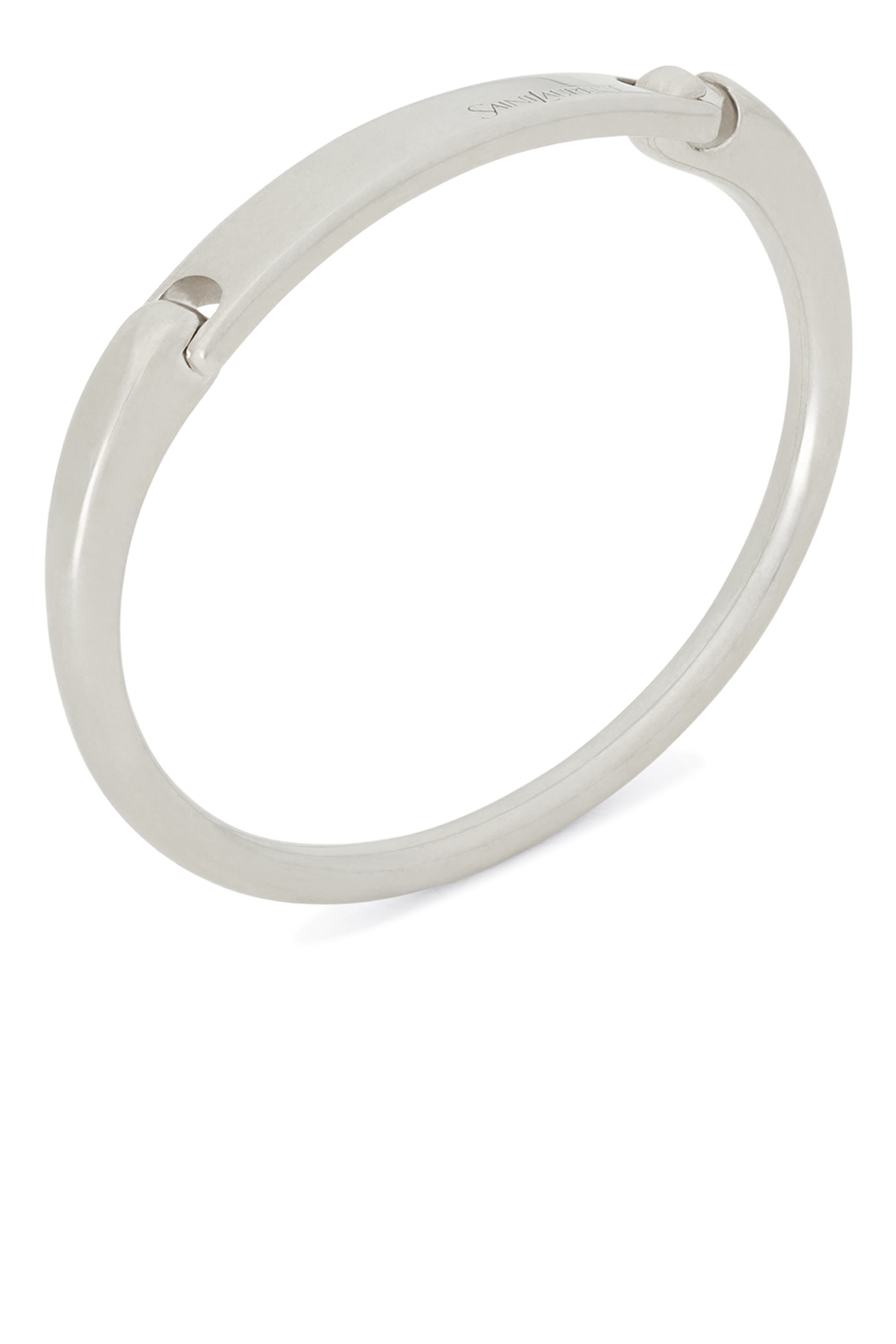 سوار بشعار الماركة