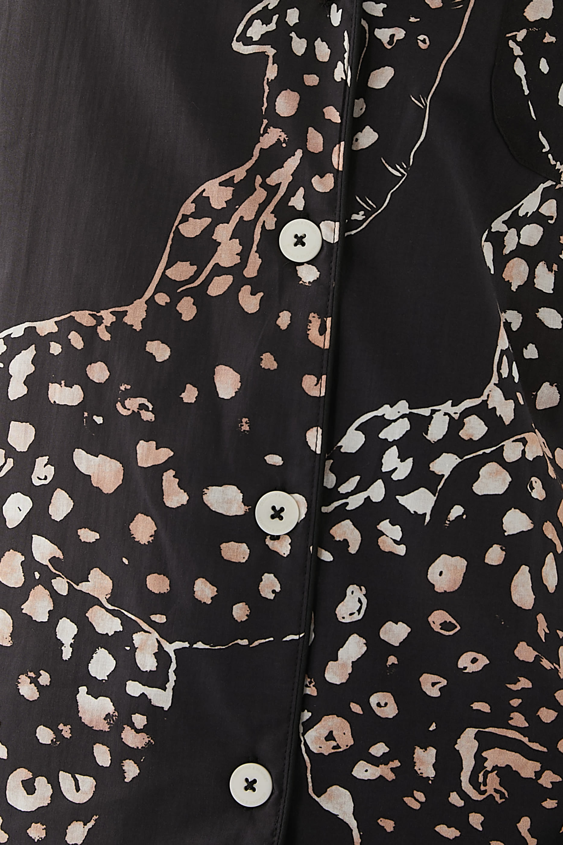 طقم بيجامة بطبعة جاكار