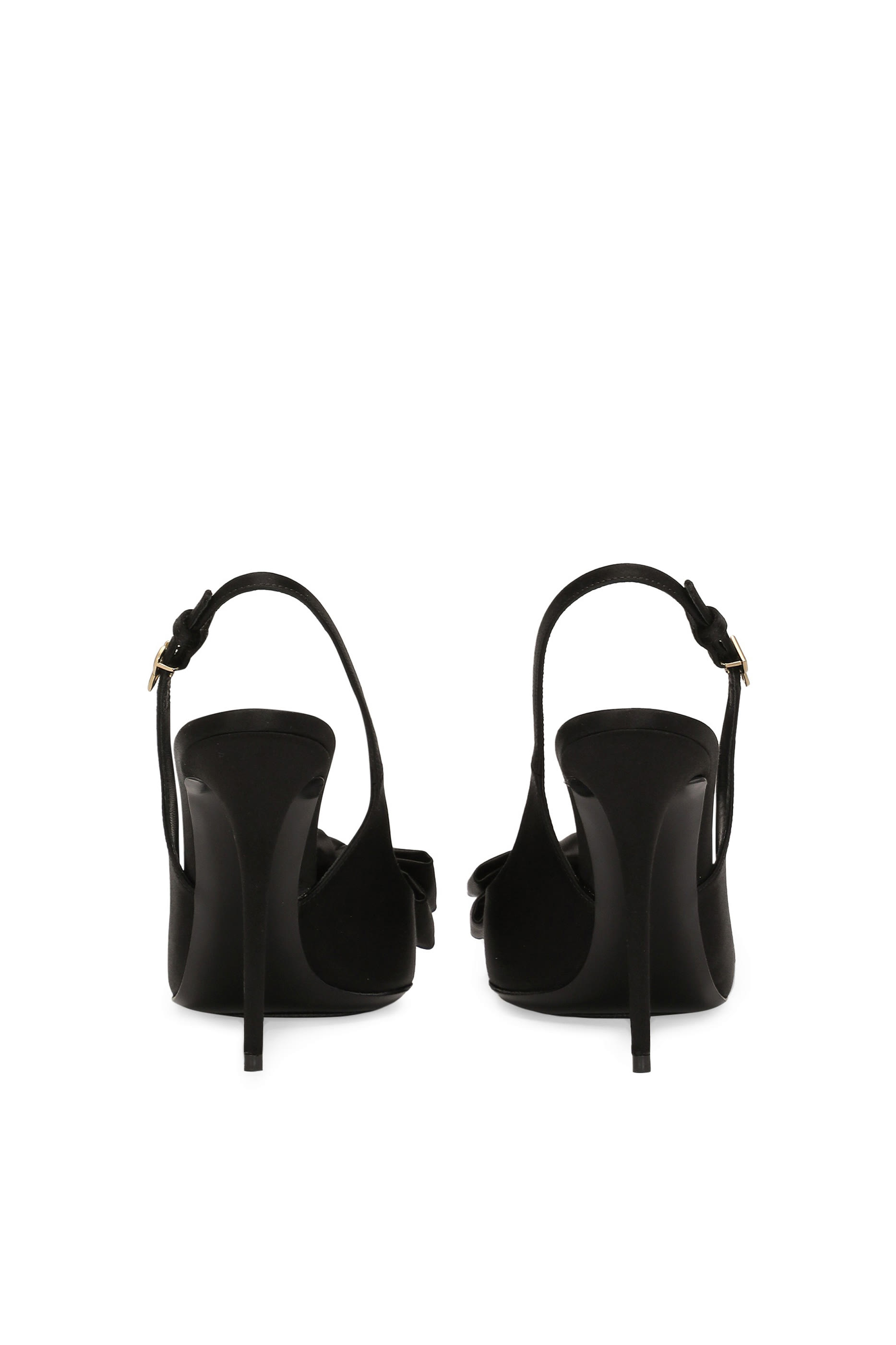 حذاء كلاسيك 105 بسير خلفي وعقدة ستان