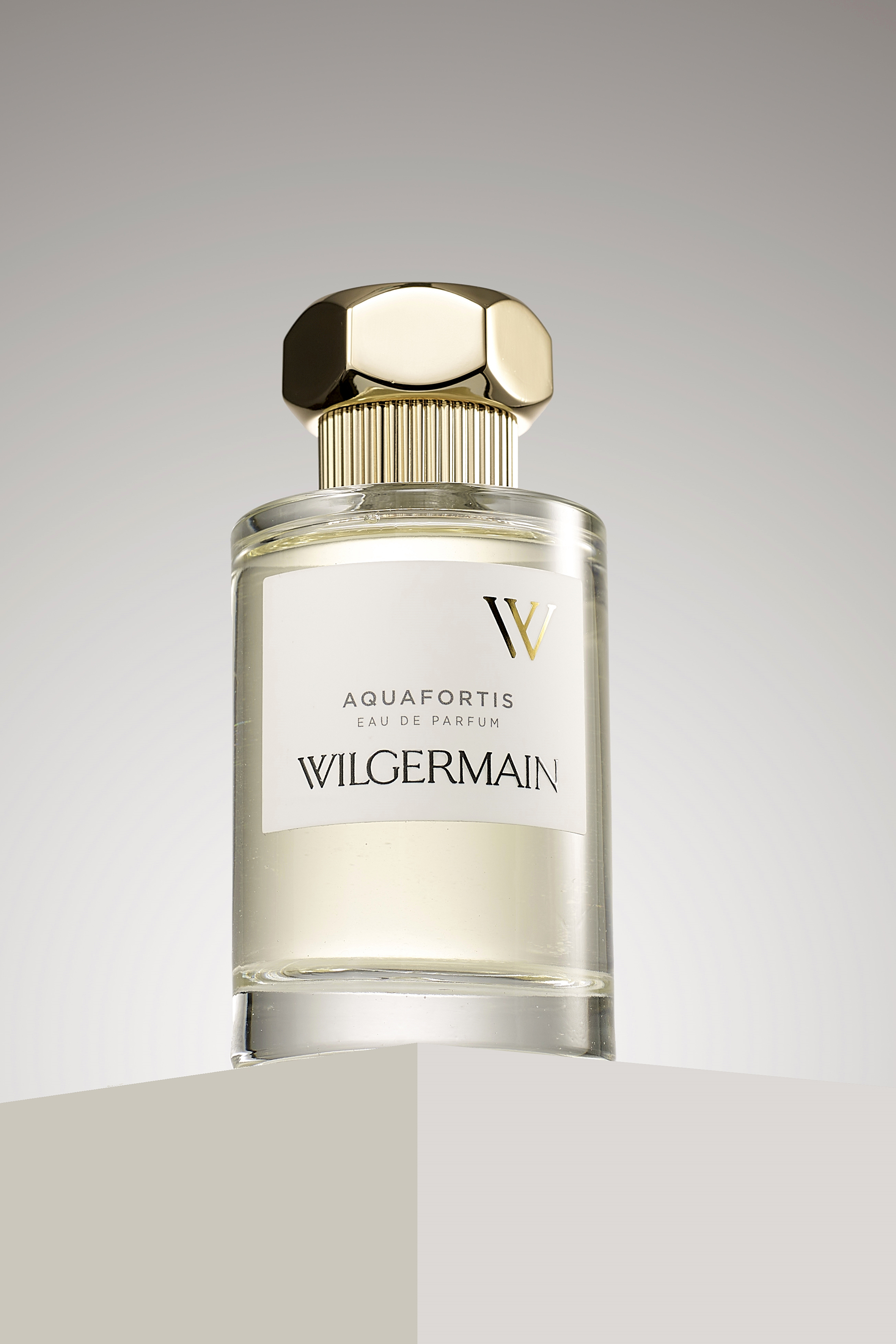 أو دو بارفان أكوافورتيس