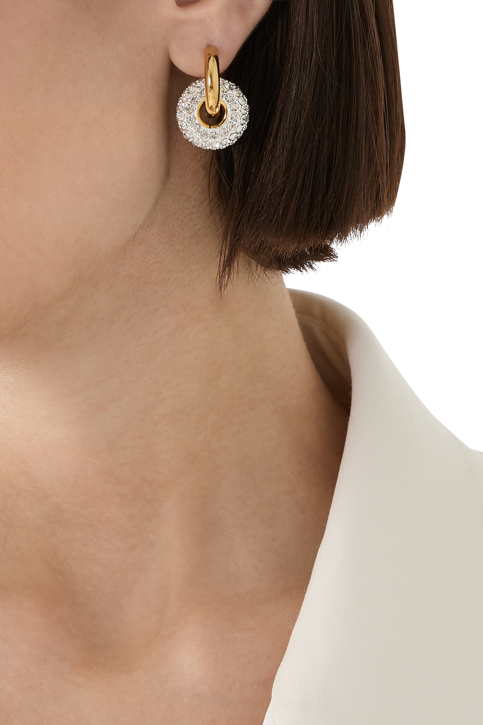 أقراط دائرية مرصعة بكريستال ستراس ولؤلؤ