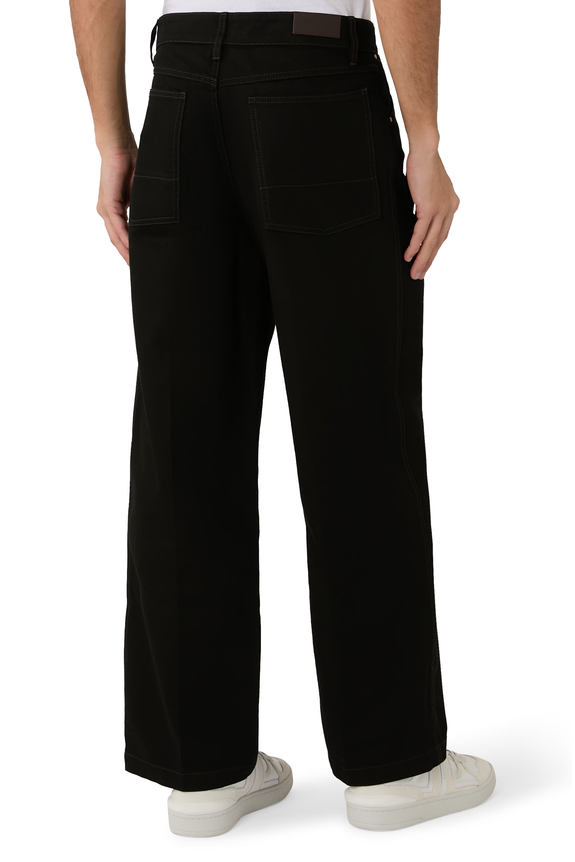 بنطال بقصة ساق واسعة دنيم