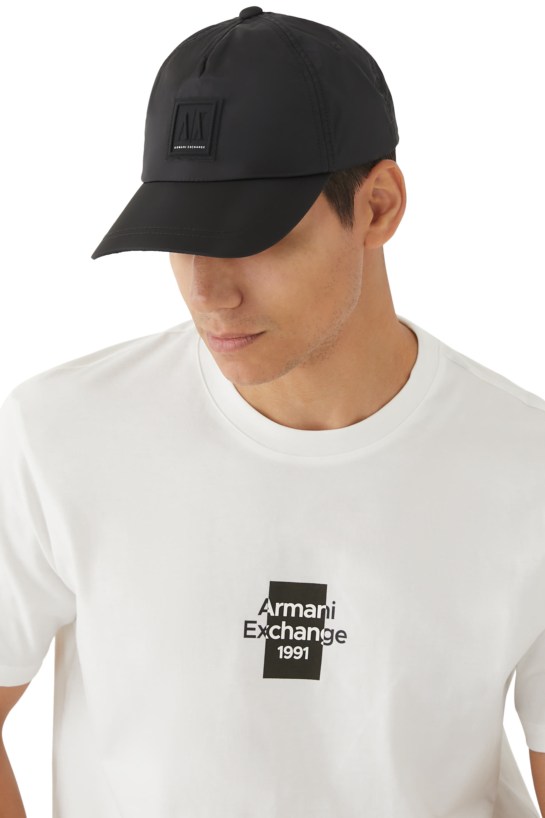 كاب بايسبول بشعار الماركة