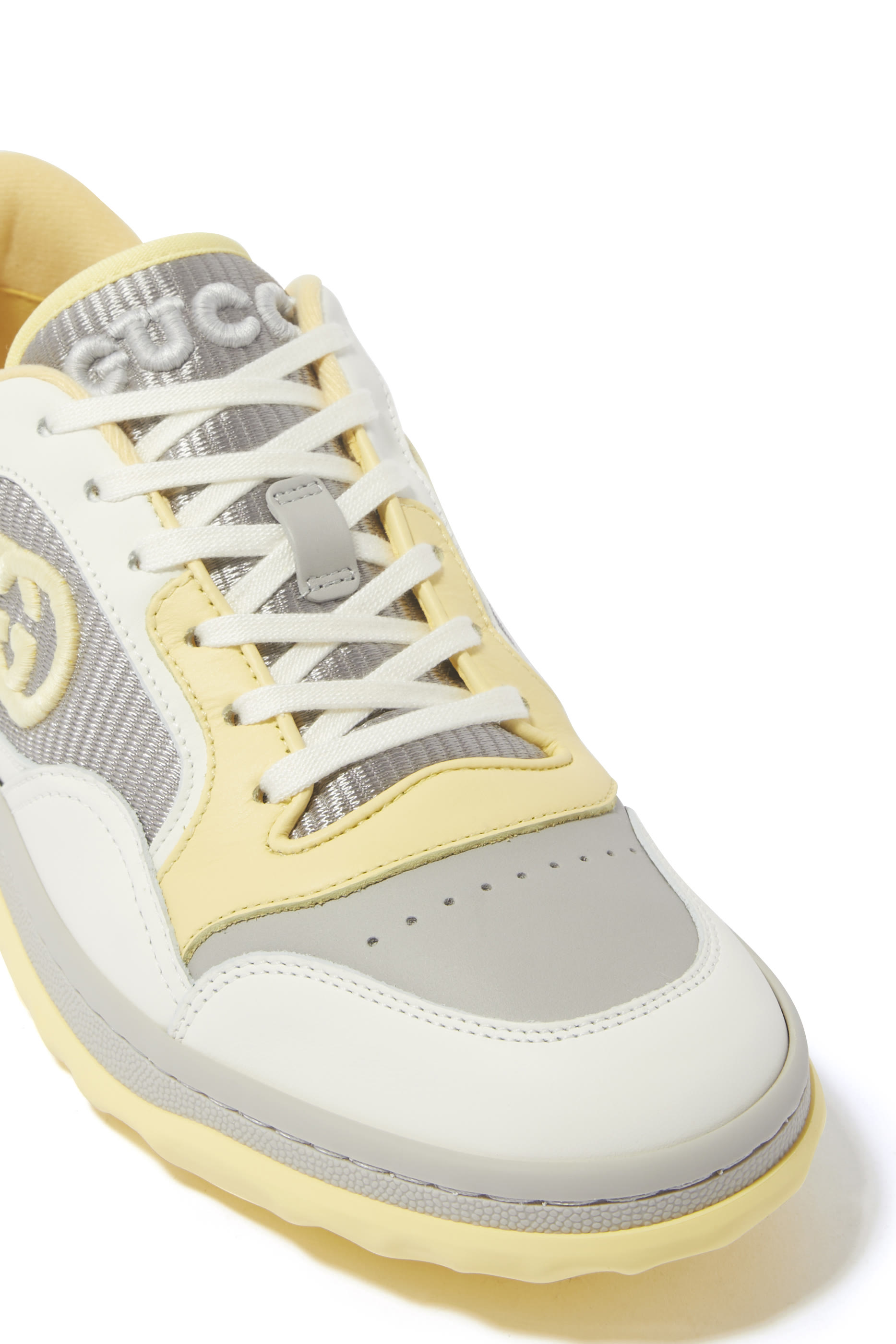 سنيكرز بشعار MAC80 جلد