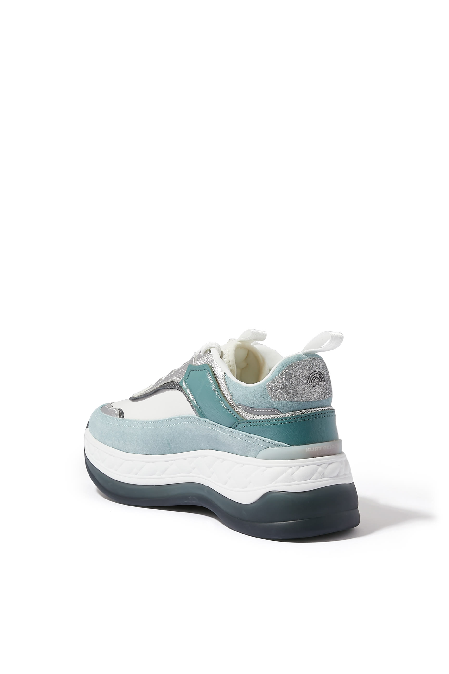 سنيكرز بامب كنسينغتون