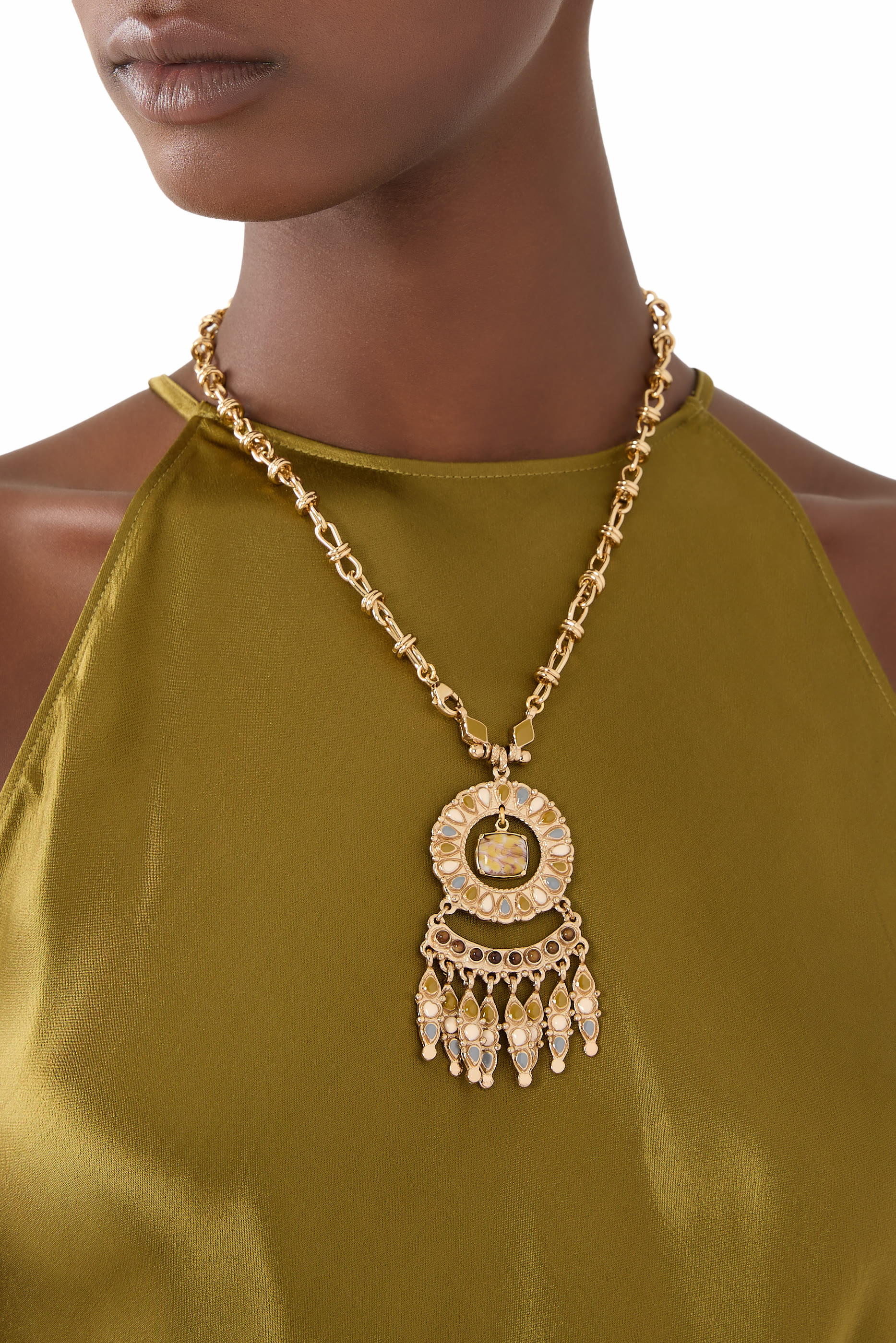 قلادة ليفيا بالمينا