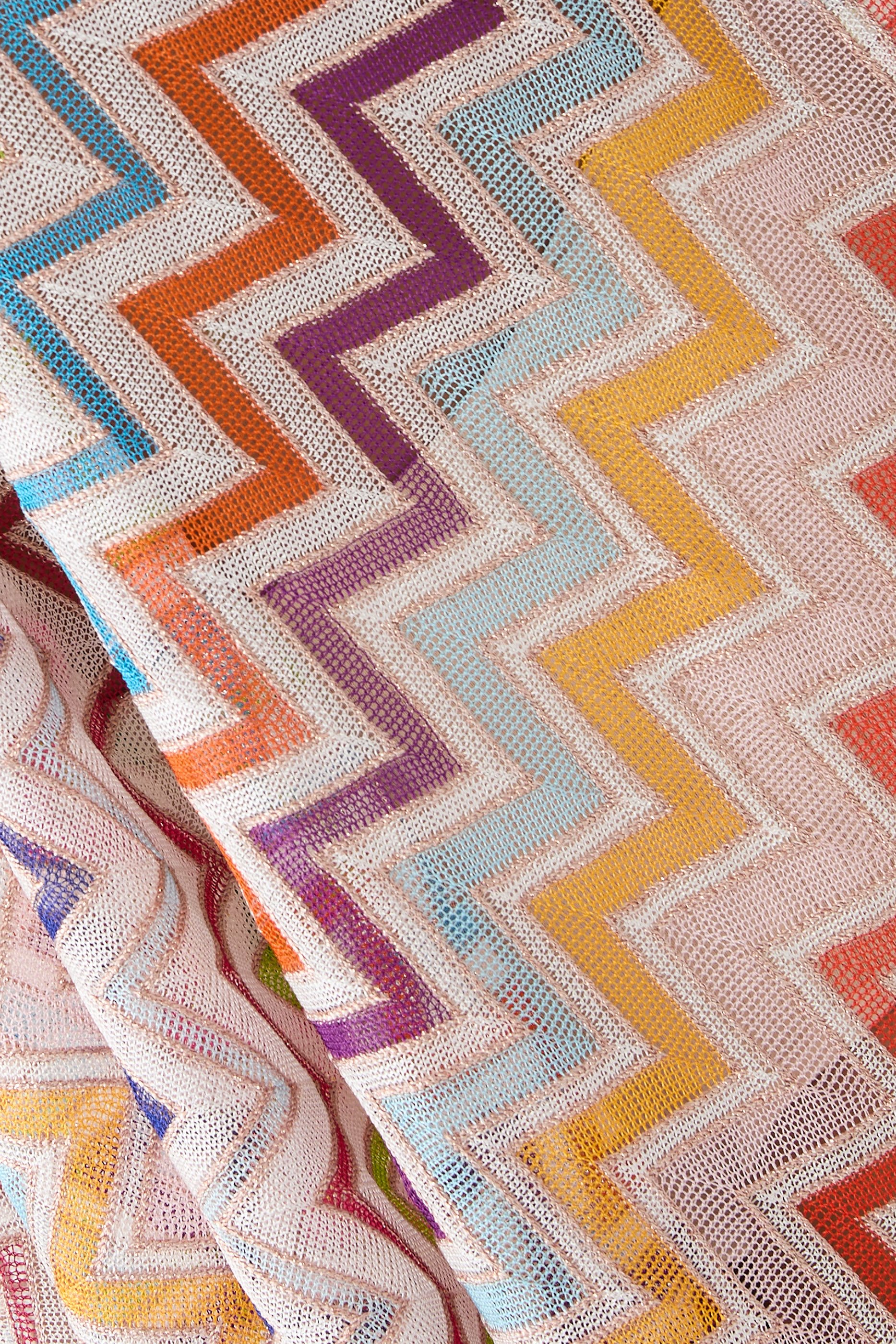 فستان قصير شبه شفاف للشاطئ