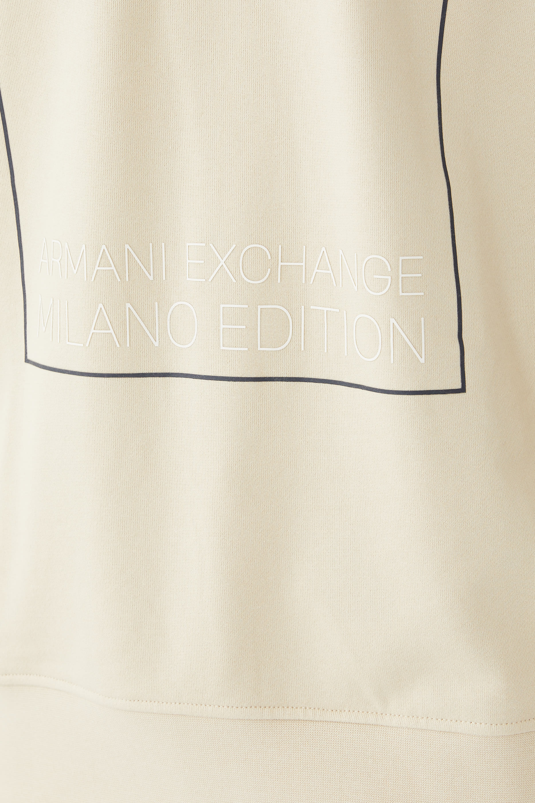 سويت شيرت إصدار ميلانو بشعار الماركة