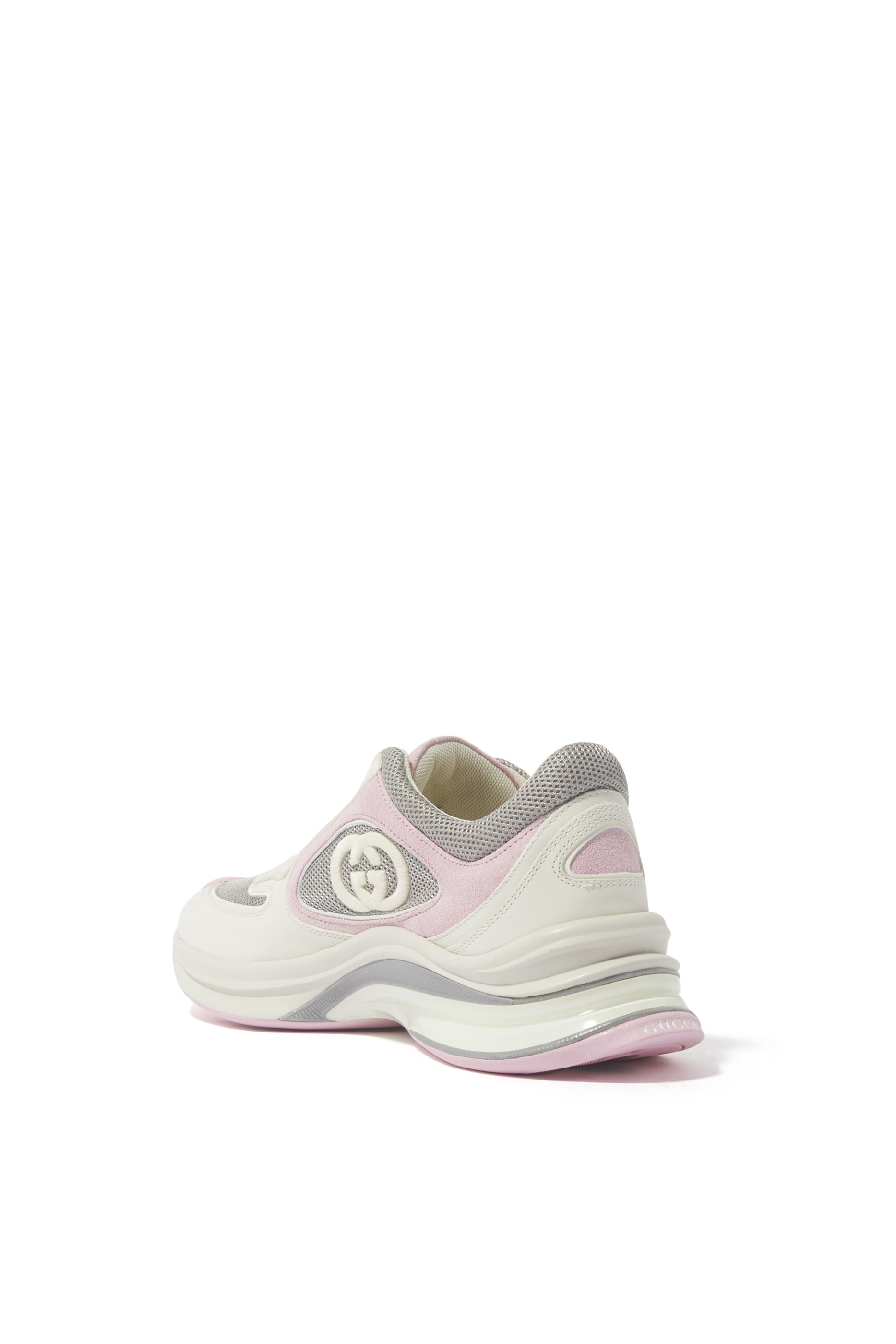 حذاء سنيكرز جلد بحرفي الماركة متداخلين