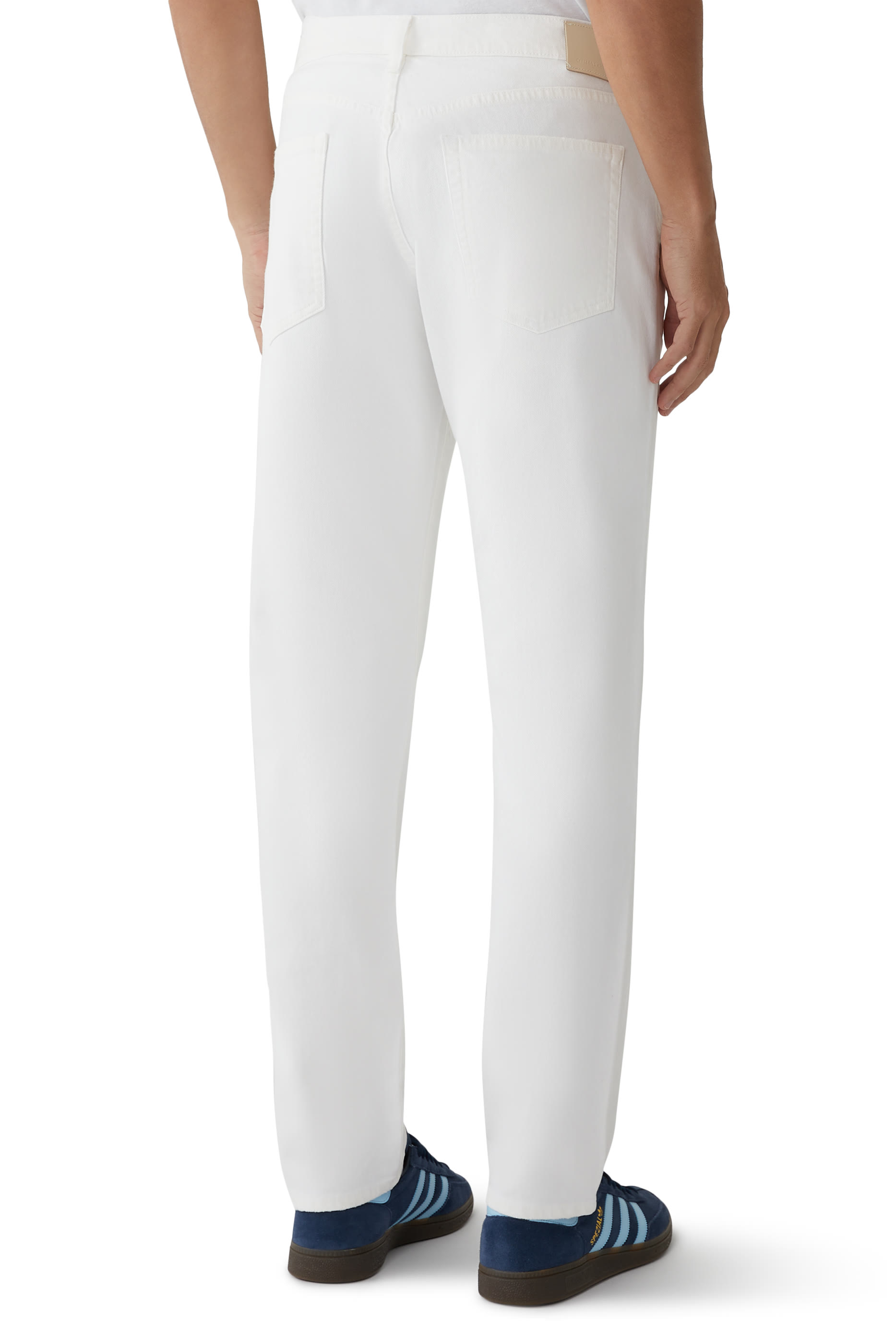 بنطال جينز لندن أرشيف بقصة ضيقة مدببة