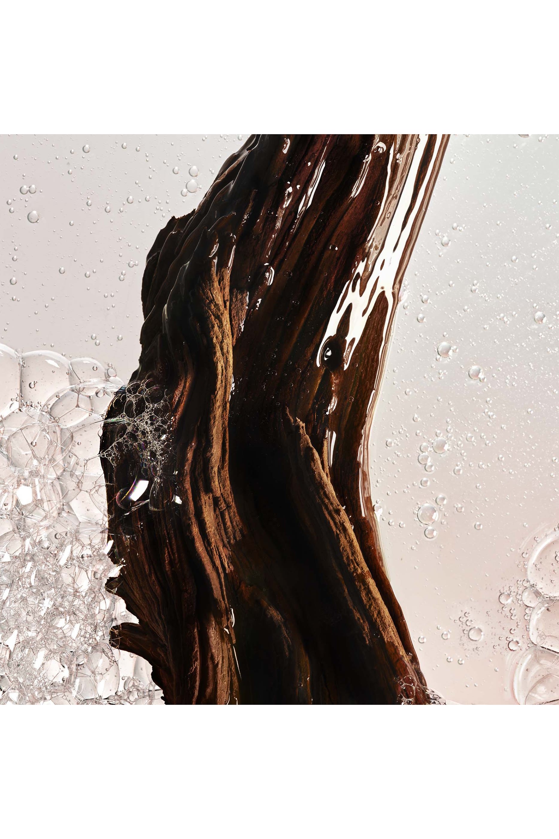 شاور جل ساكرد وود قابل لإعادة الملء