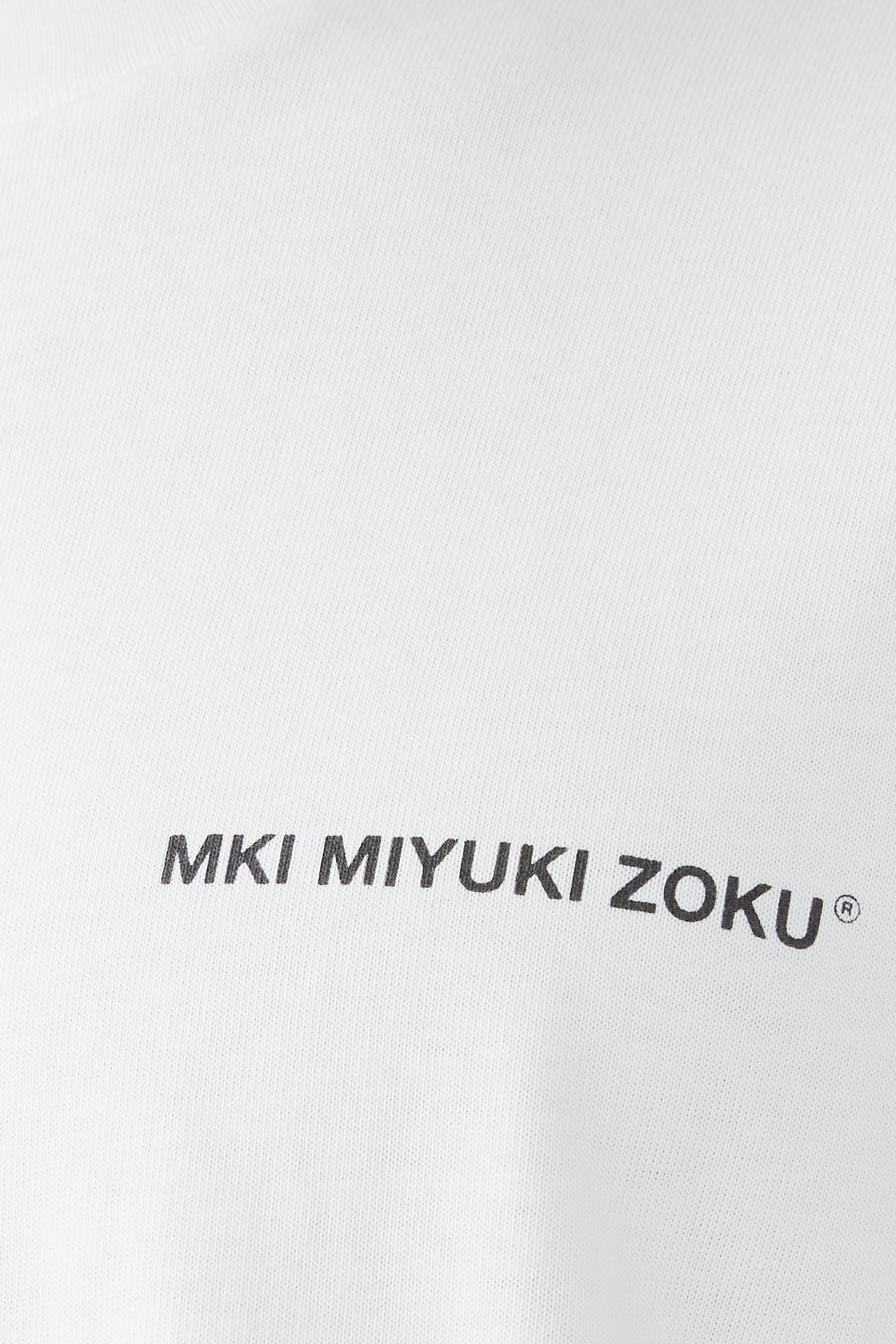 تيشيرت يونفورم