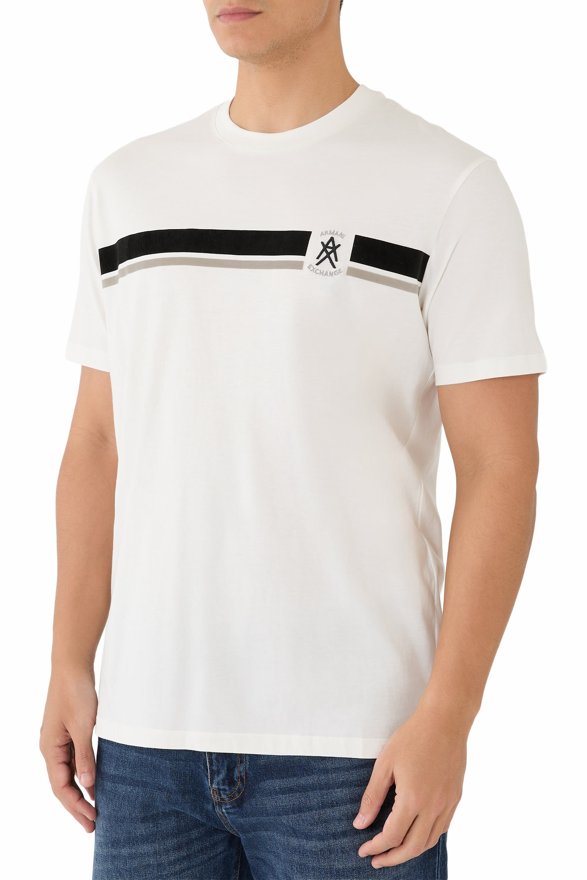 تيشيرت بشعار حرفي الماركة