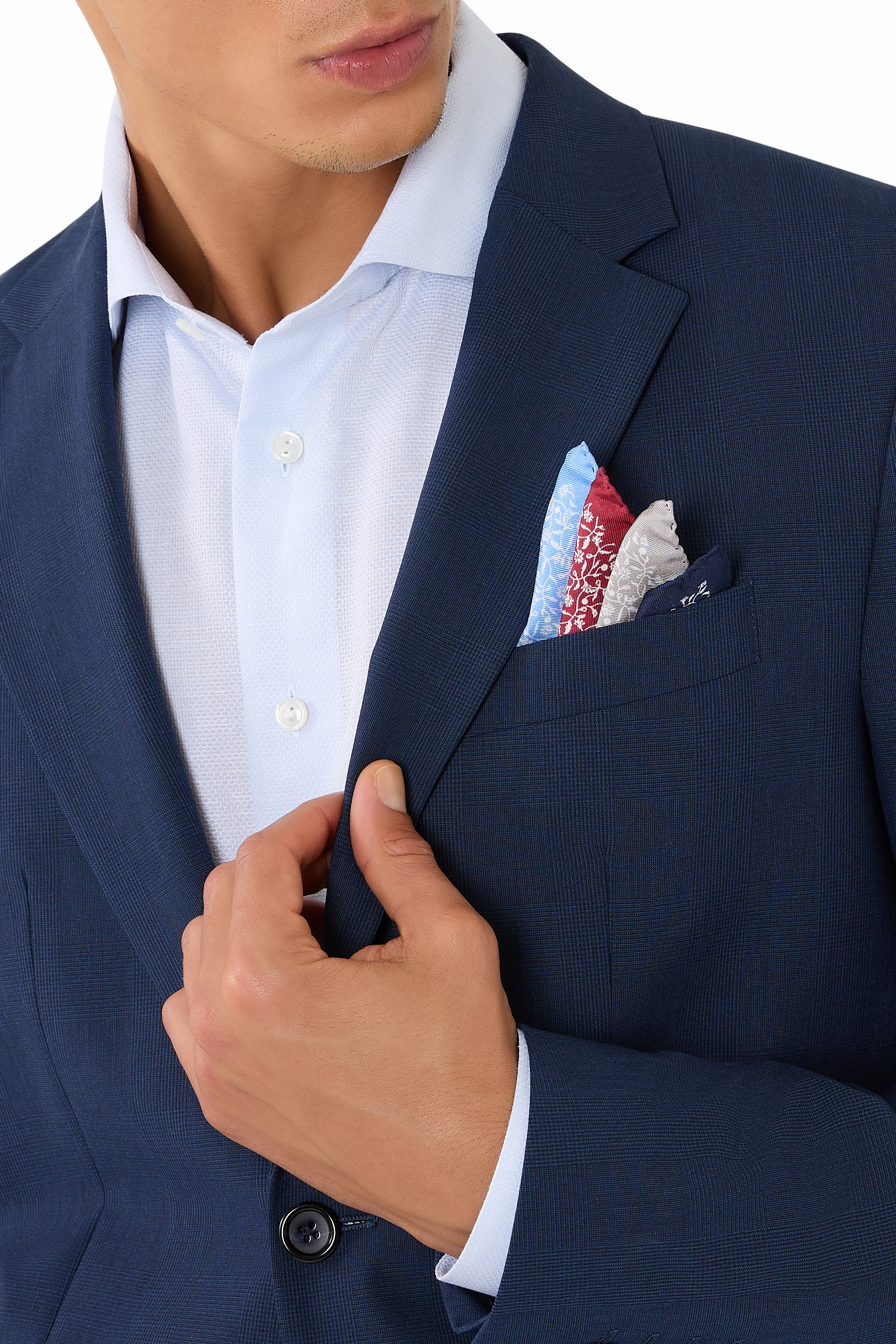 منديل جيب مقسم لأربعة مربعات بنقشة زهور حرير