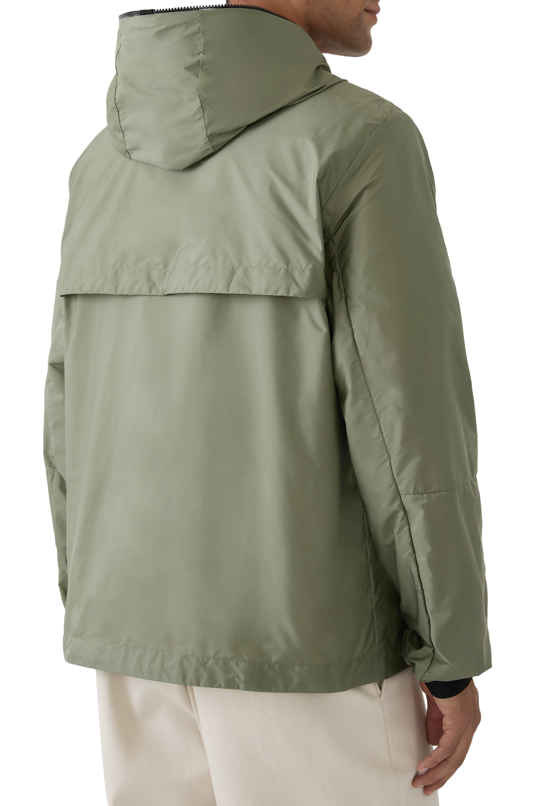 جاكيت جونيتشي