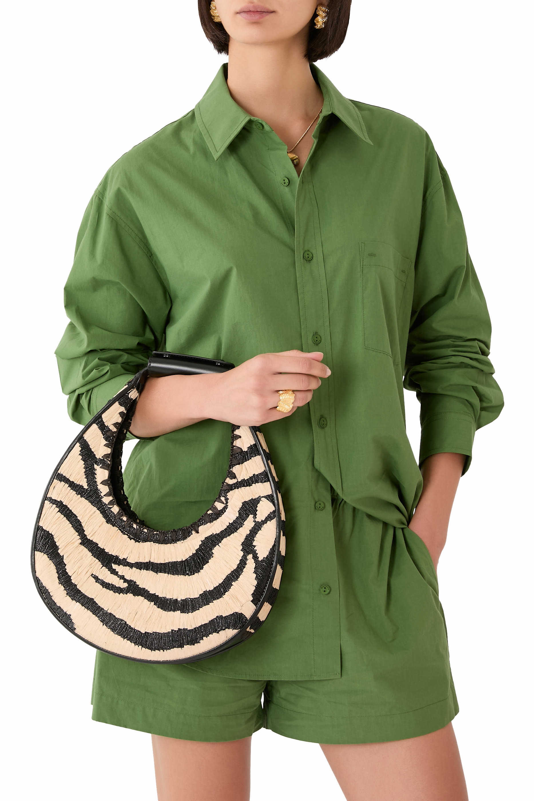 حقيبة بتصميم مقوس خوص