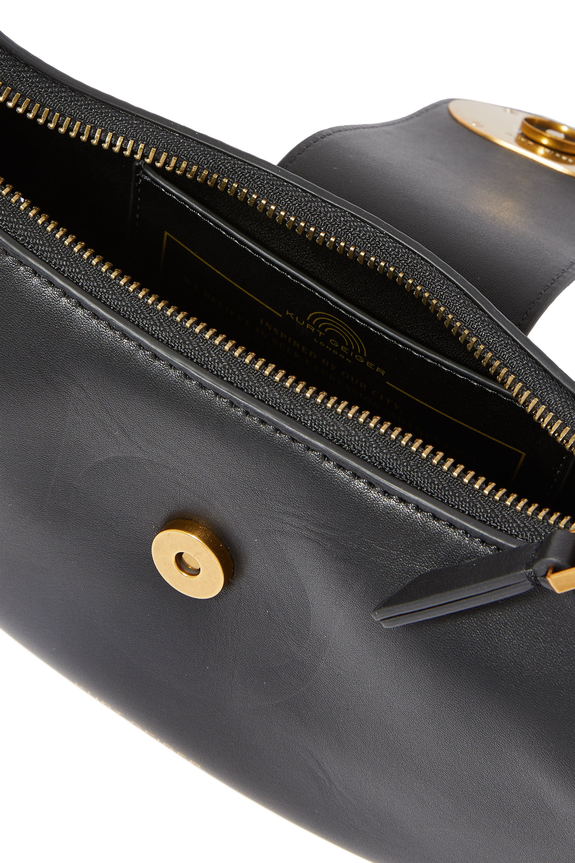 حقيبة هوبو تشيلسي صغيرة