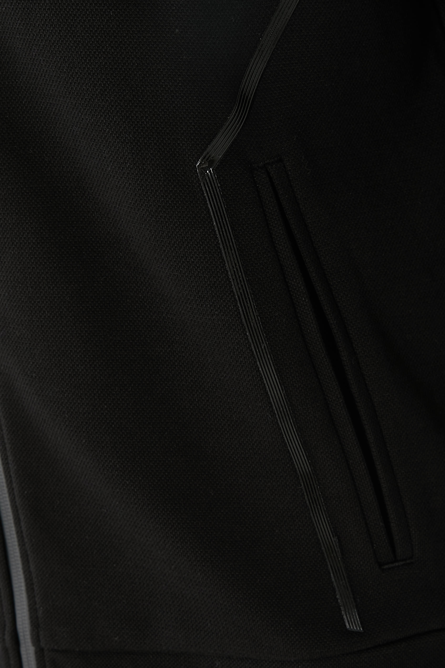 سويت شيرت بأساور وياقة جاكار