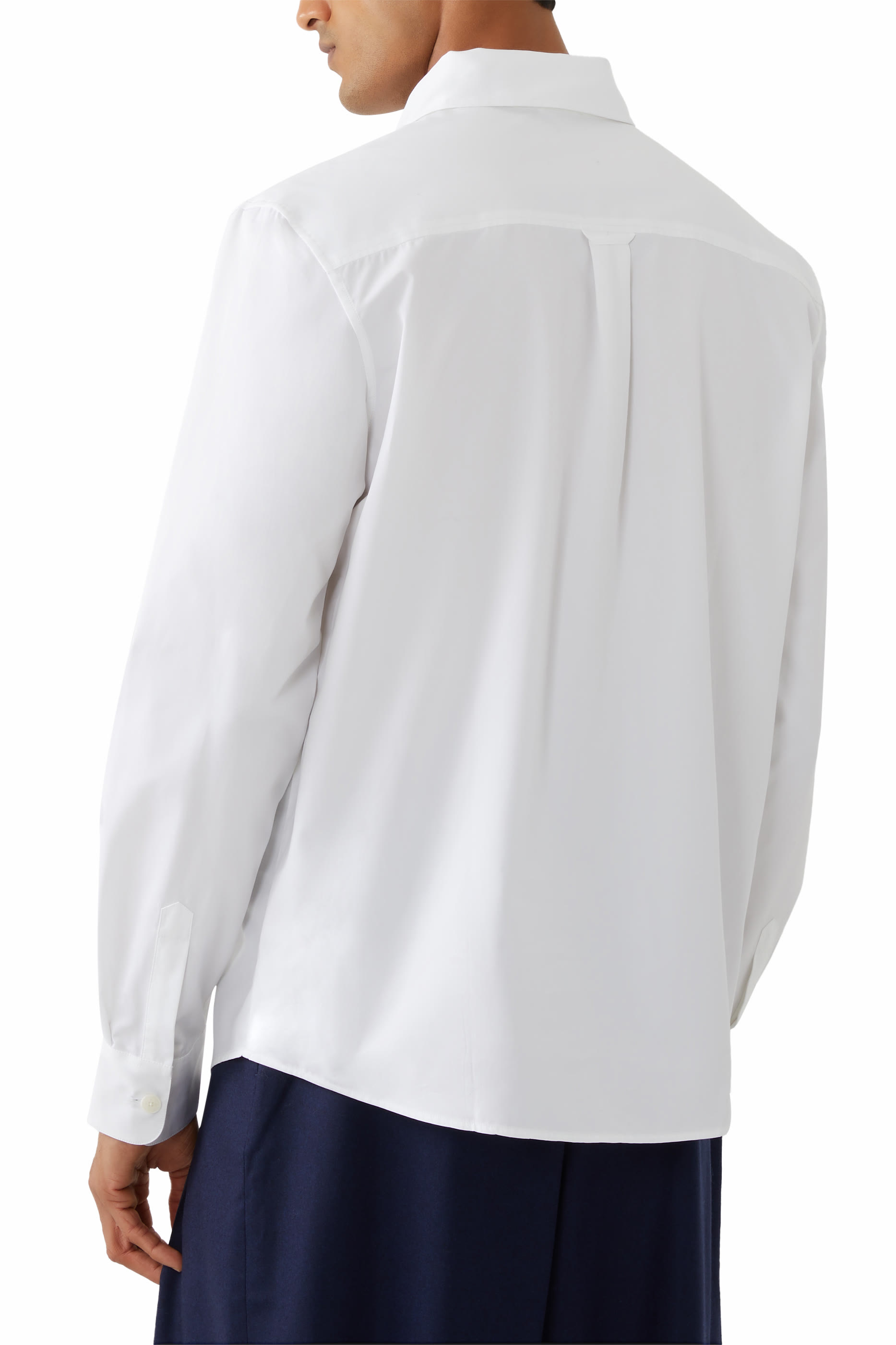 قميص اوكسفورد بتطيريزات برتقال