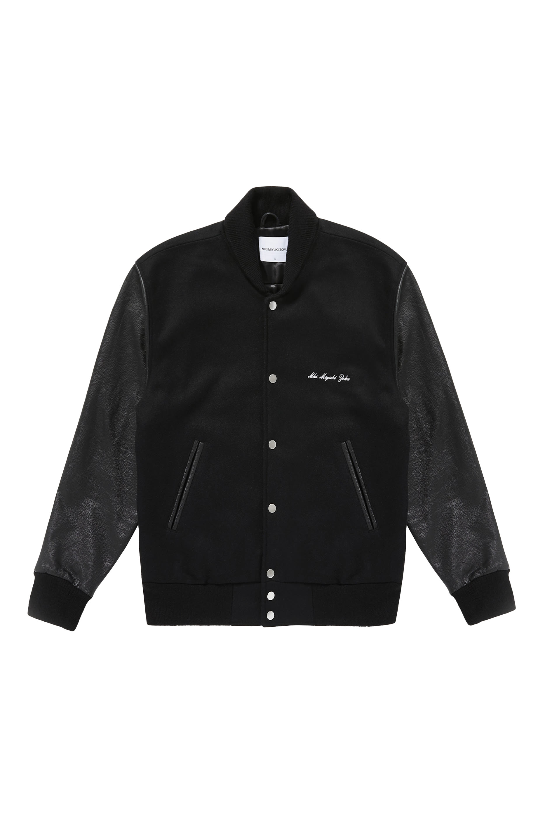 جاكيت بتصميم جامعي جلد