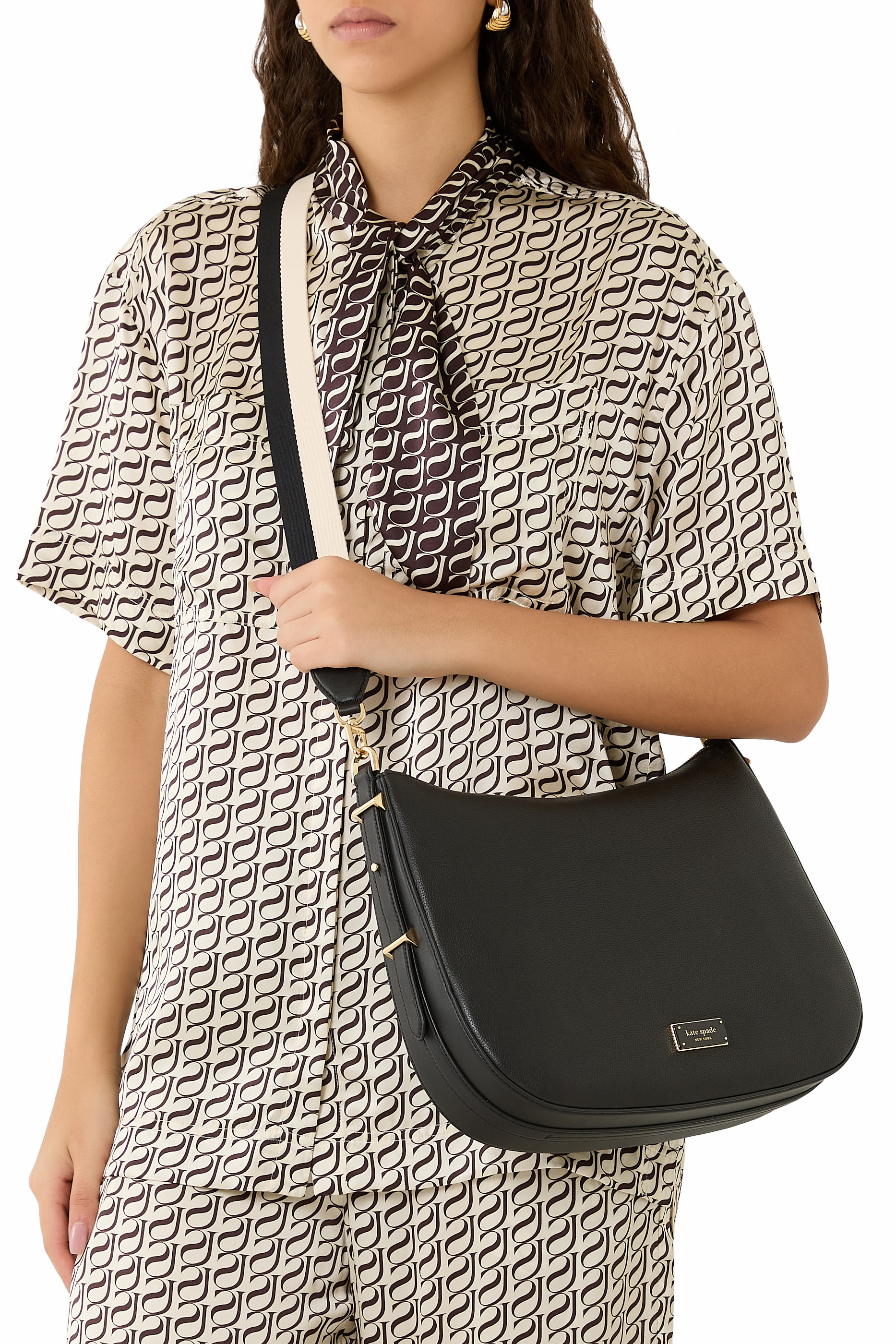 حقيبة هوبو ليف كبيرة