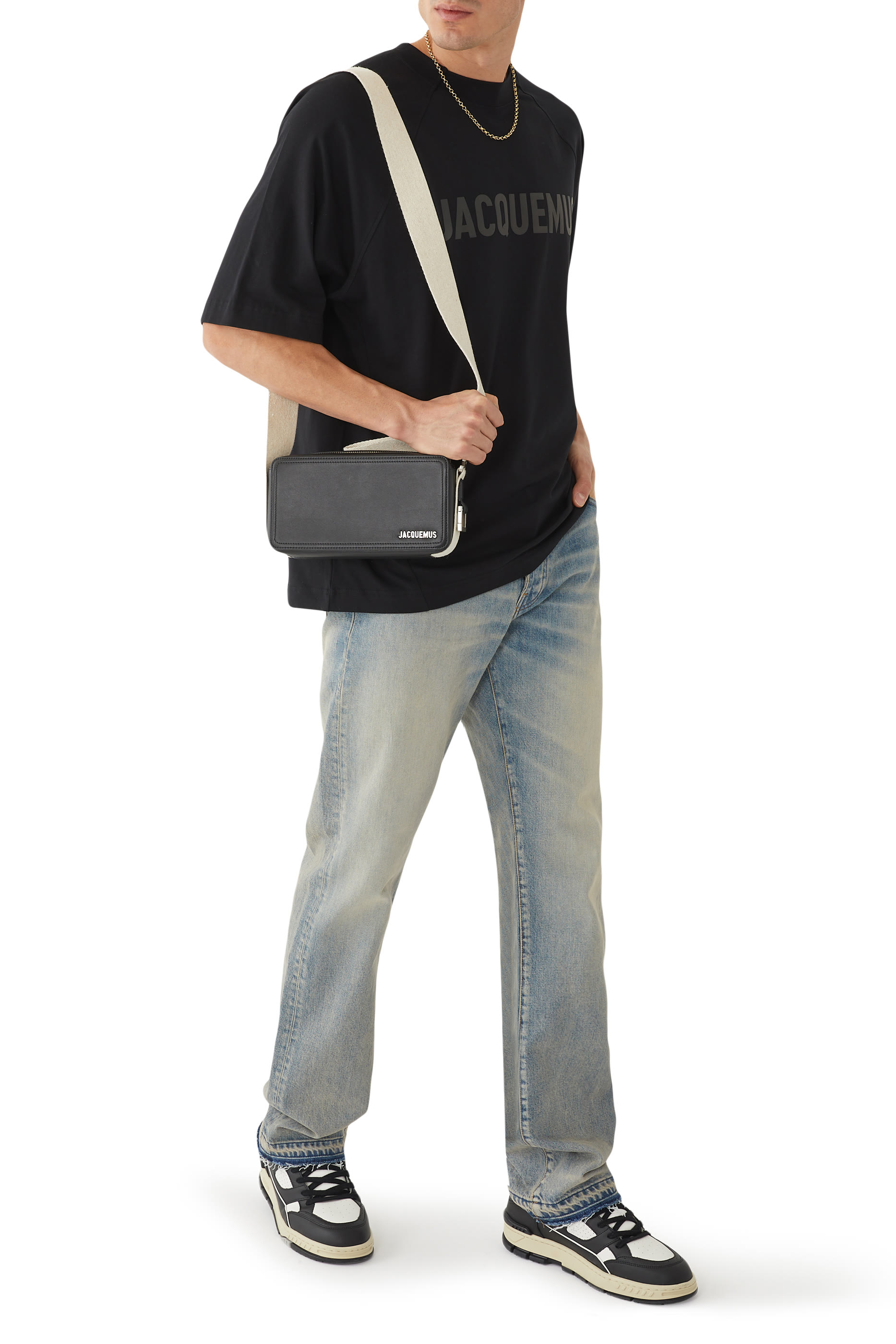 تيشيرت بشعار الماركة