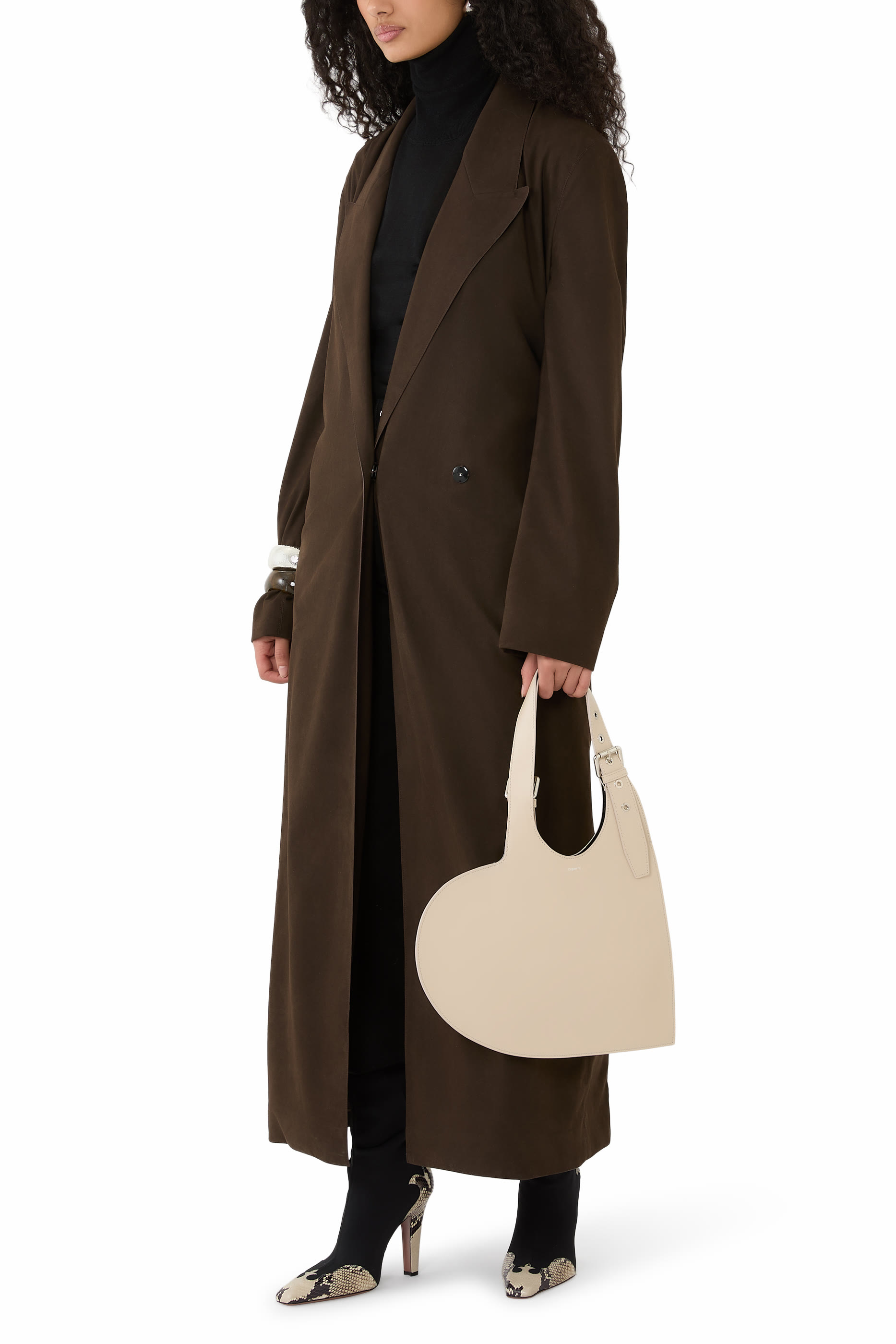 حقيبة يد بتصميم قلب بحزام