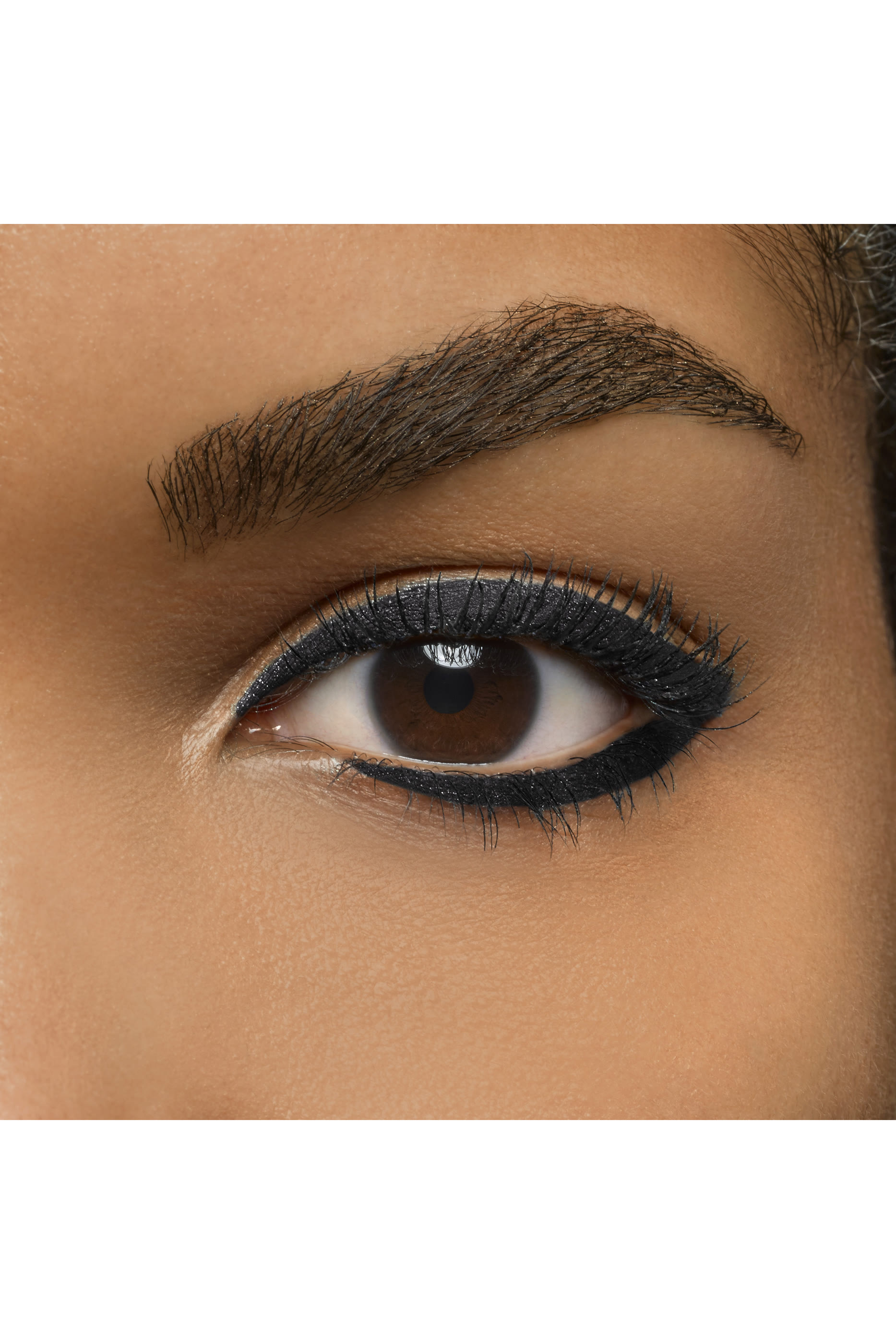 قلم تحديد العيون ديزين دو ريغارد مقاوم للماء