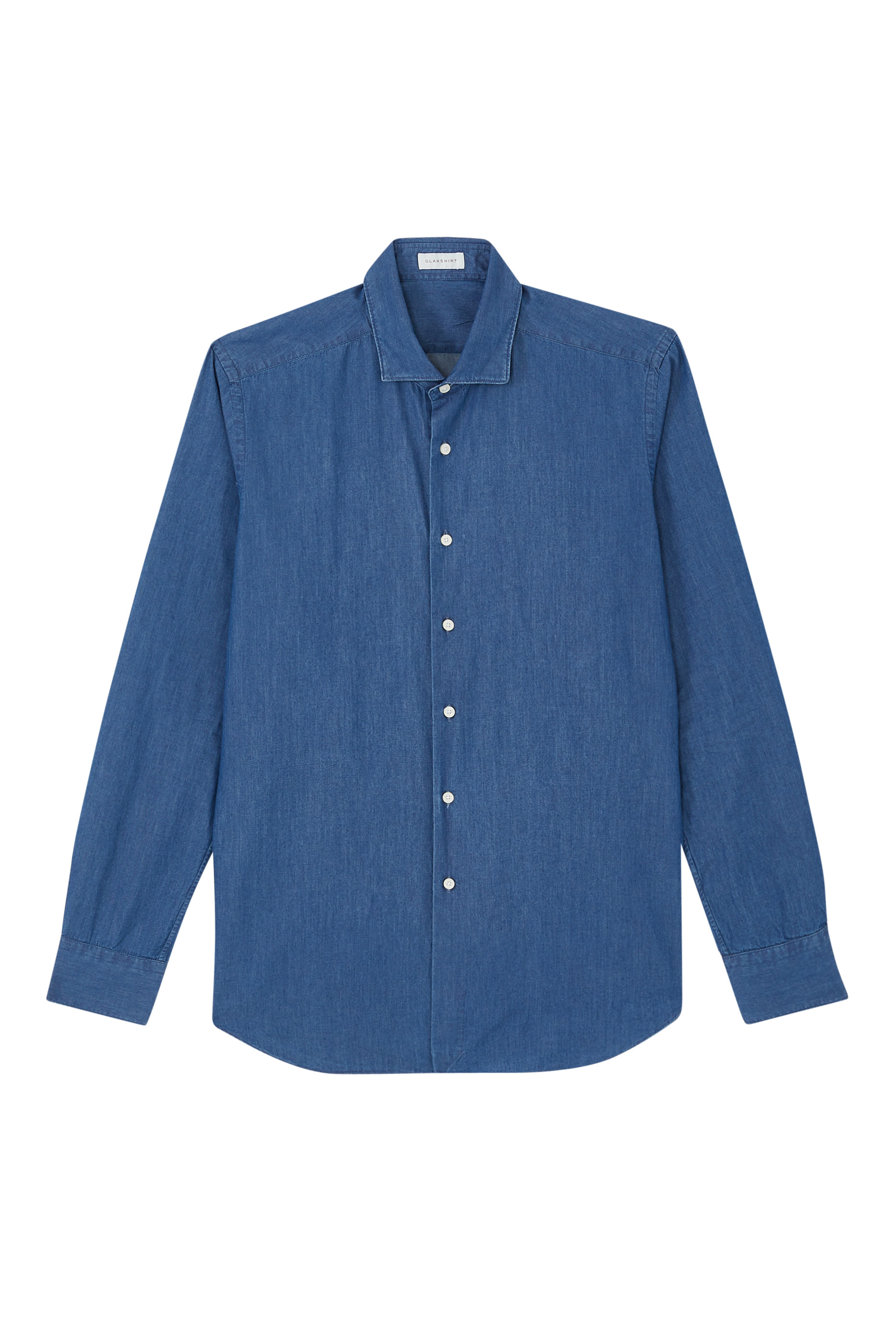 قميص بأكمام طويلة