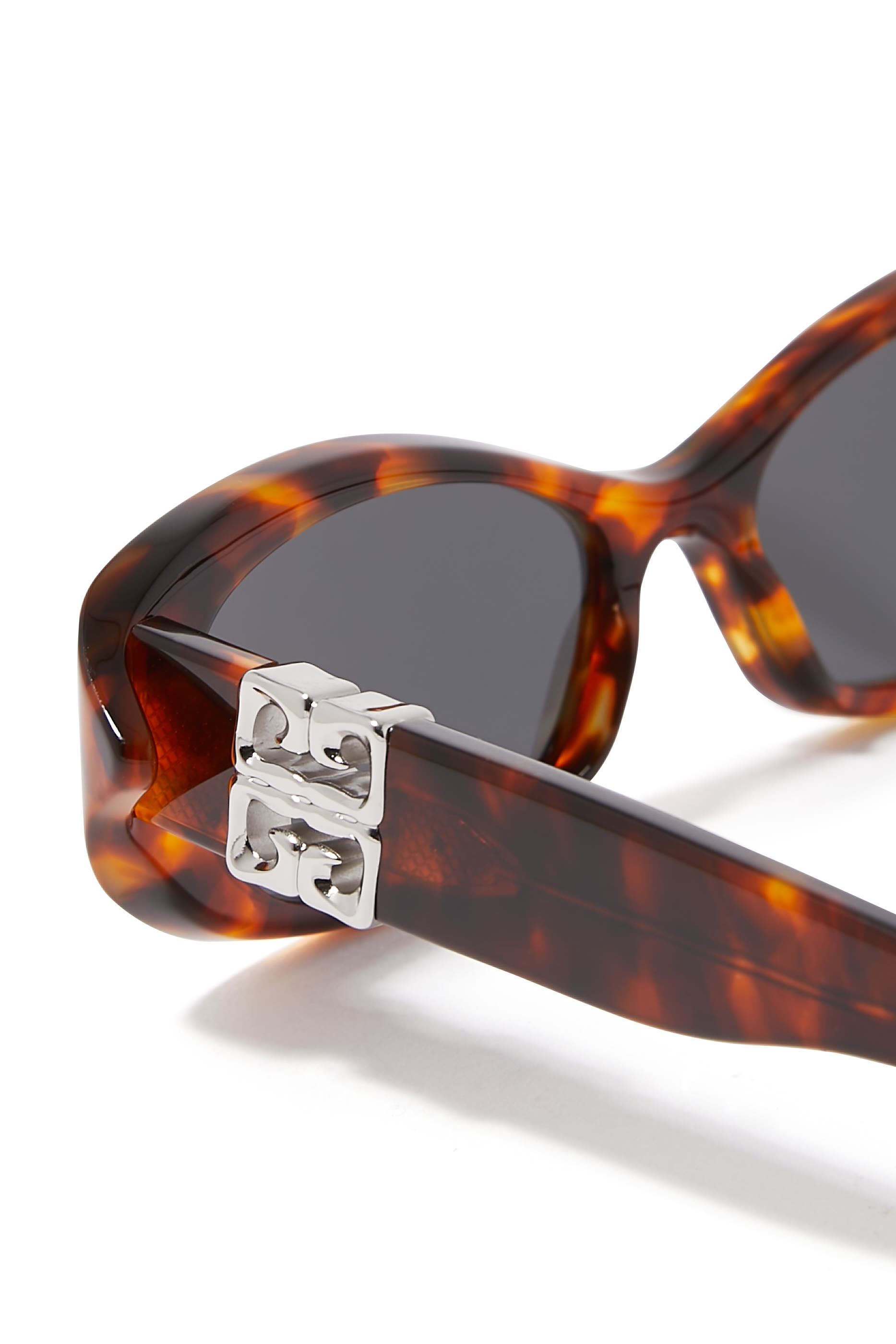 نظارة شمسية شو