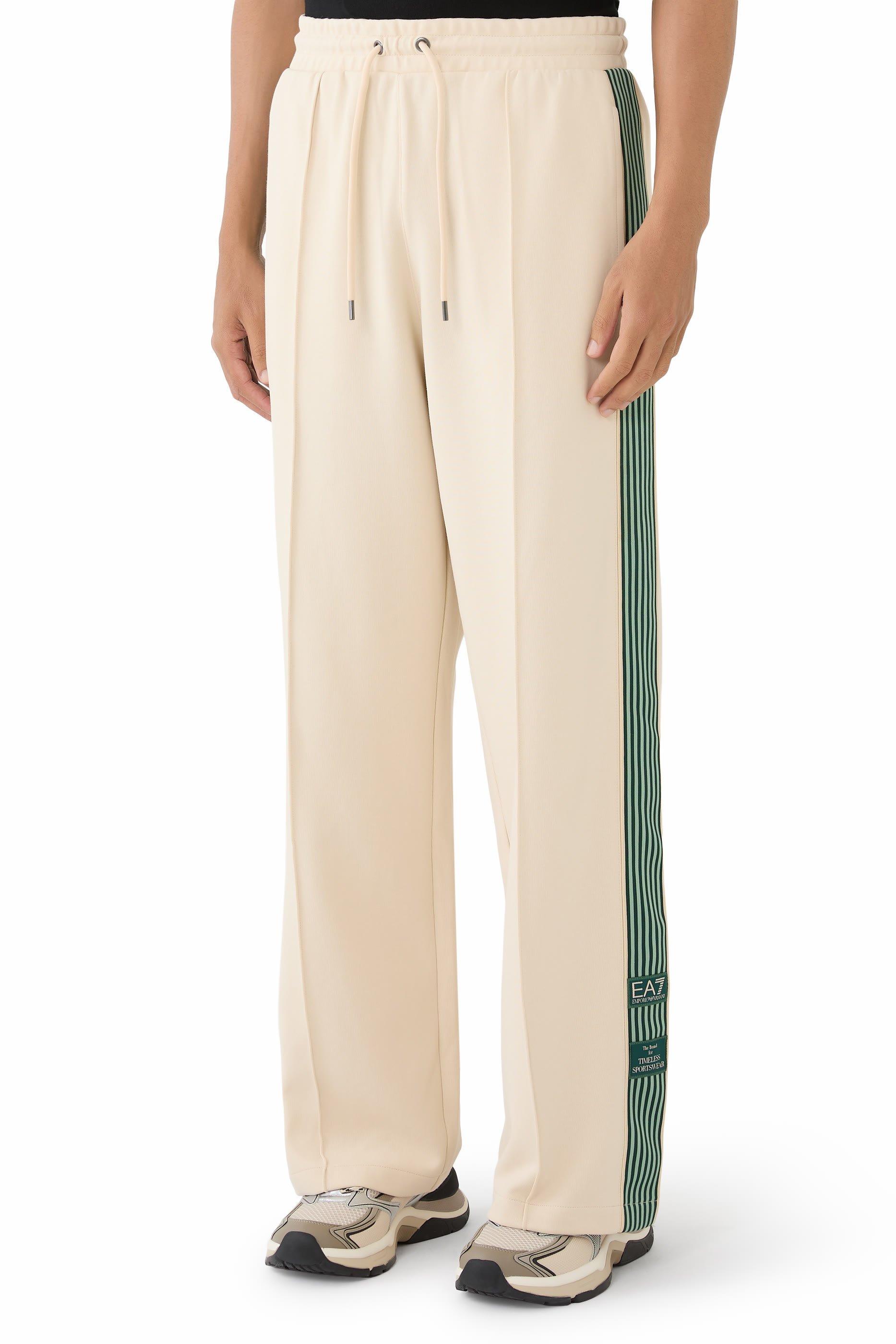 بنطال رياضي برقعة شعار الماركة