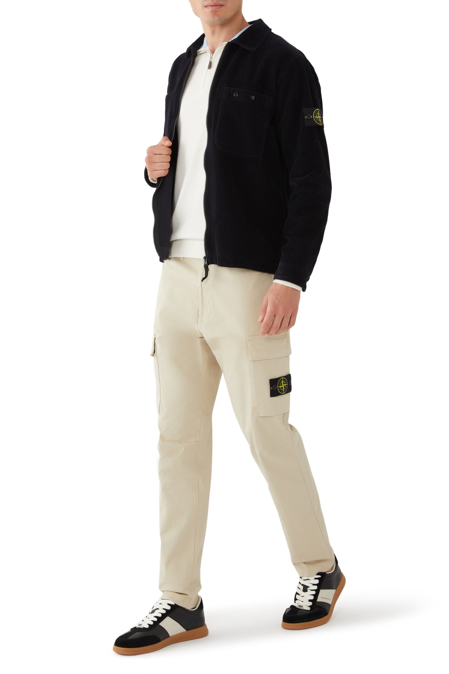 قميص بتصميم جاكيت بشارة بوصلة