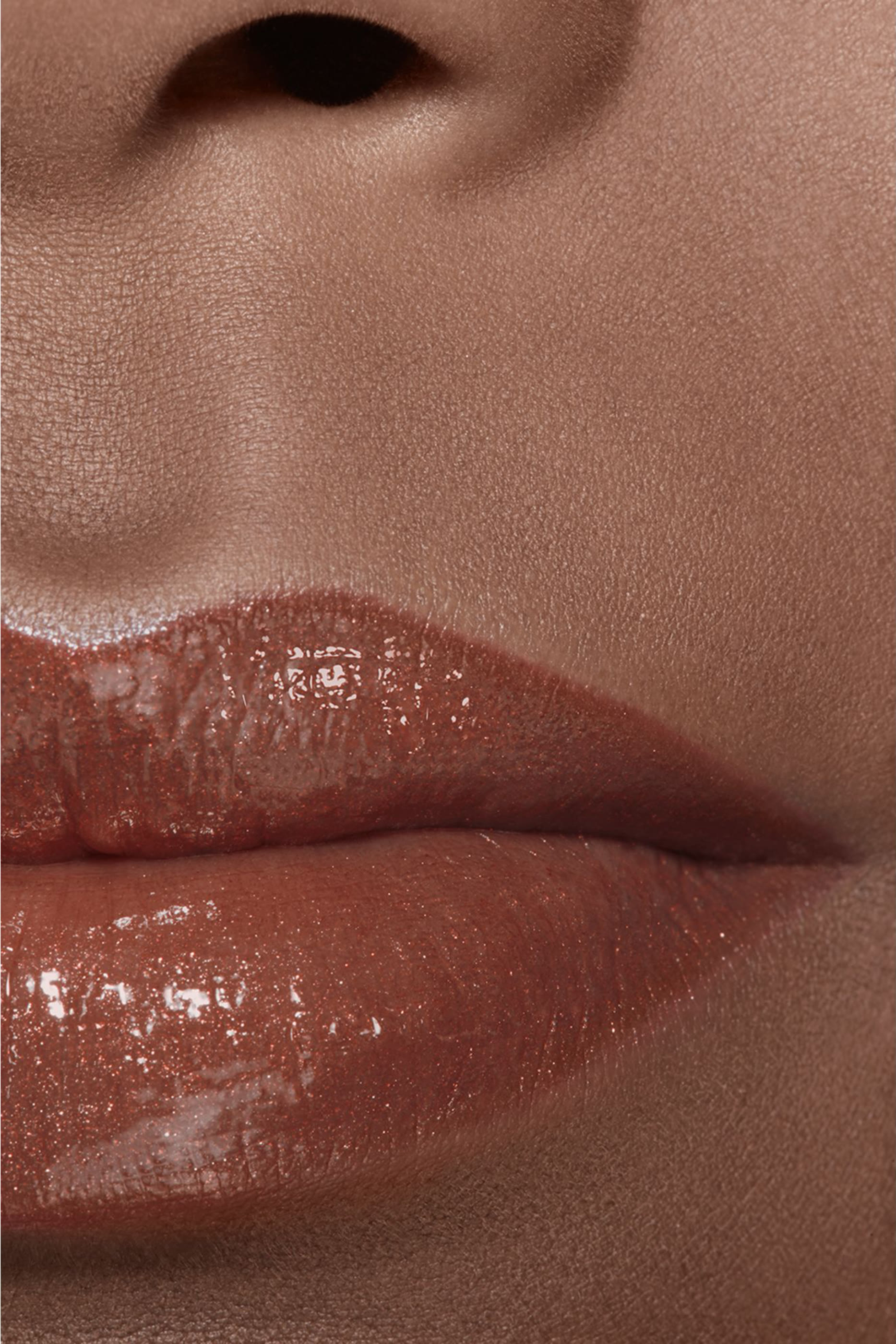 أحمر شفاه Rouge Coco Flash Shine